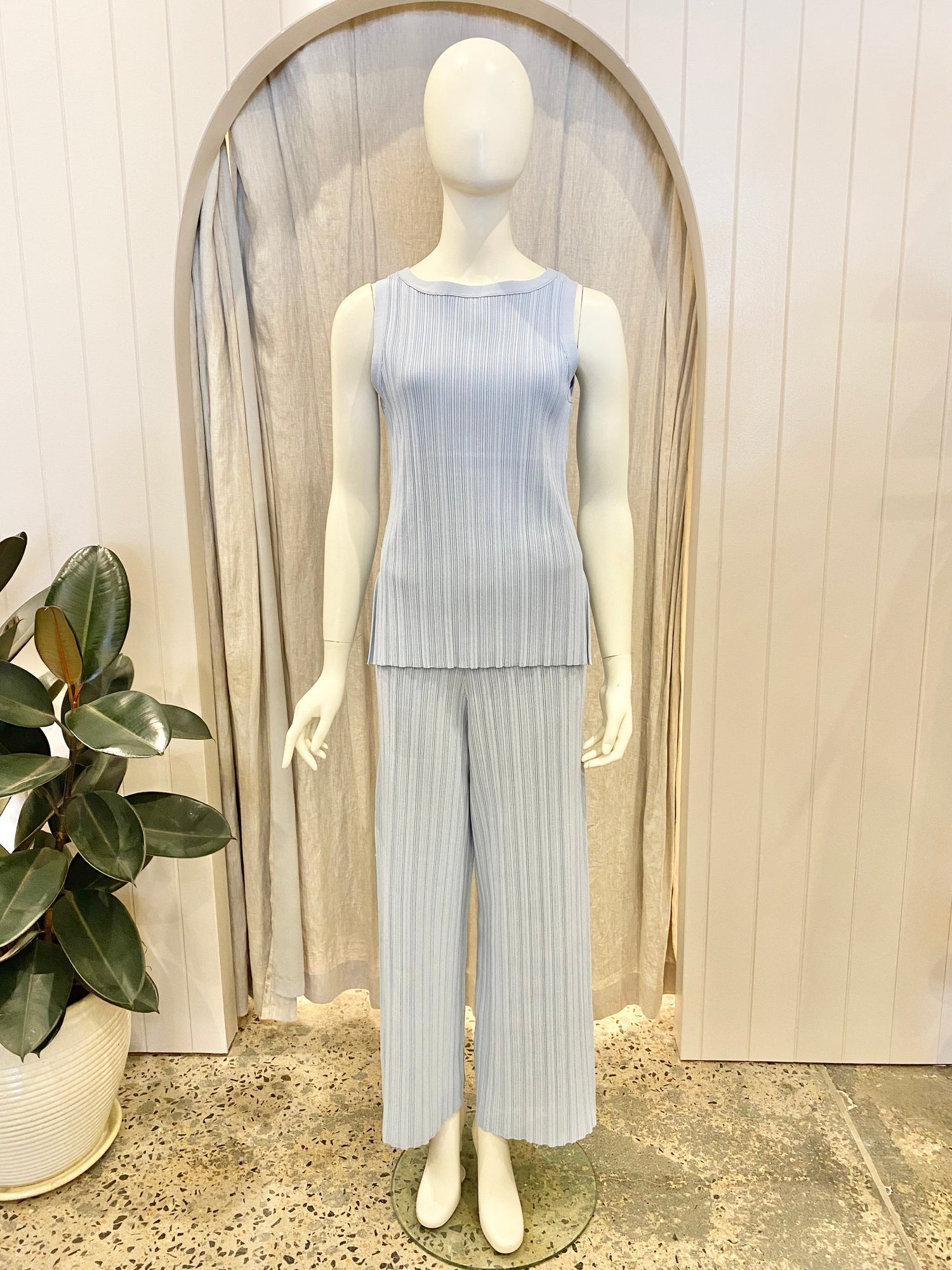 Jumpsuits & Sets