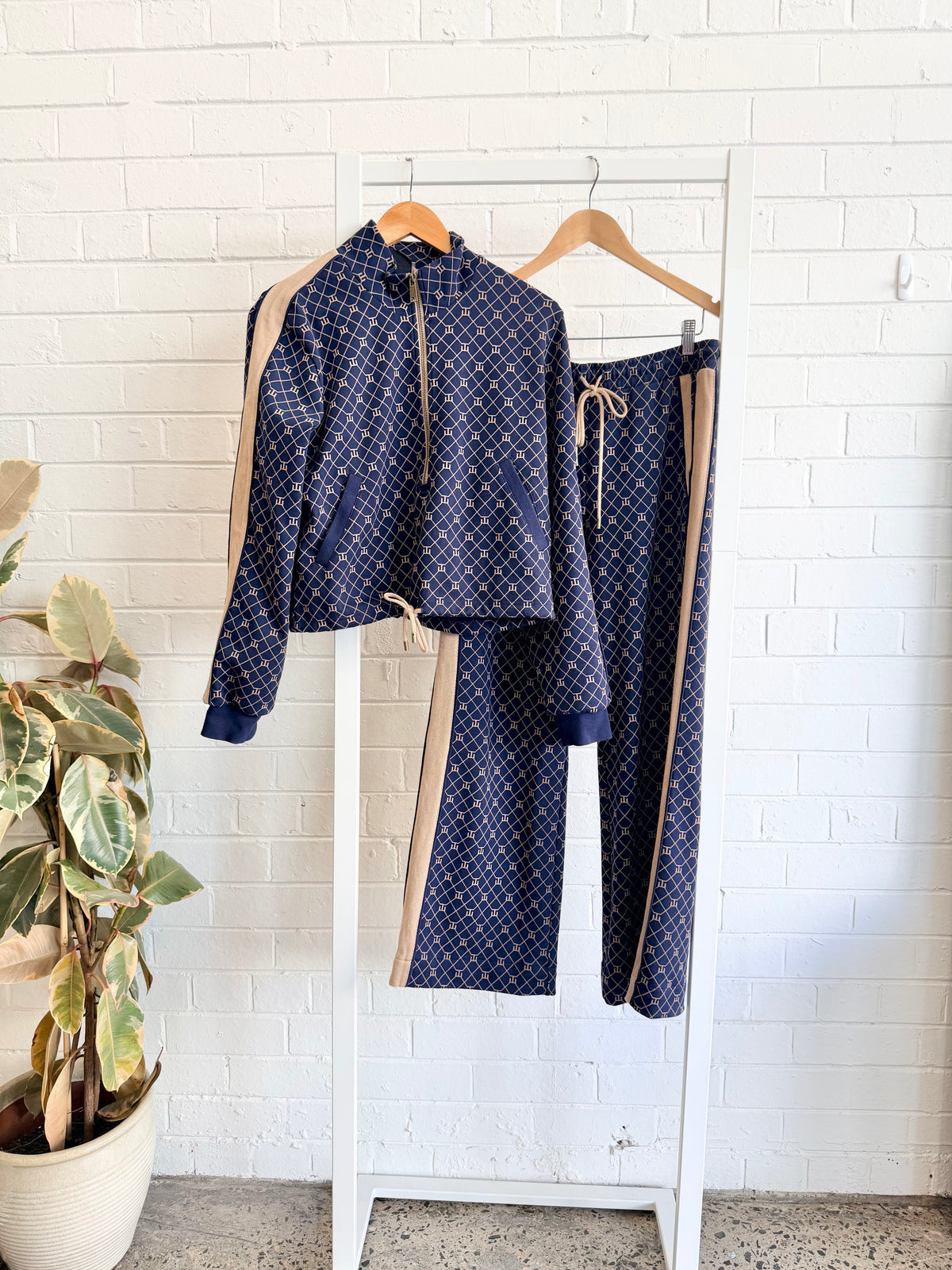 The Upside Navy Ezra Morgan Quarter Zip Sweatshirt and Pant Set - Size M (10)