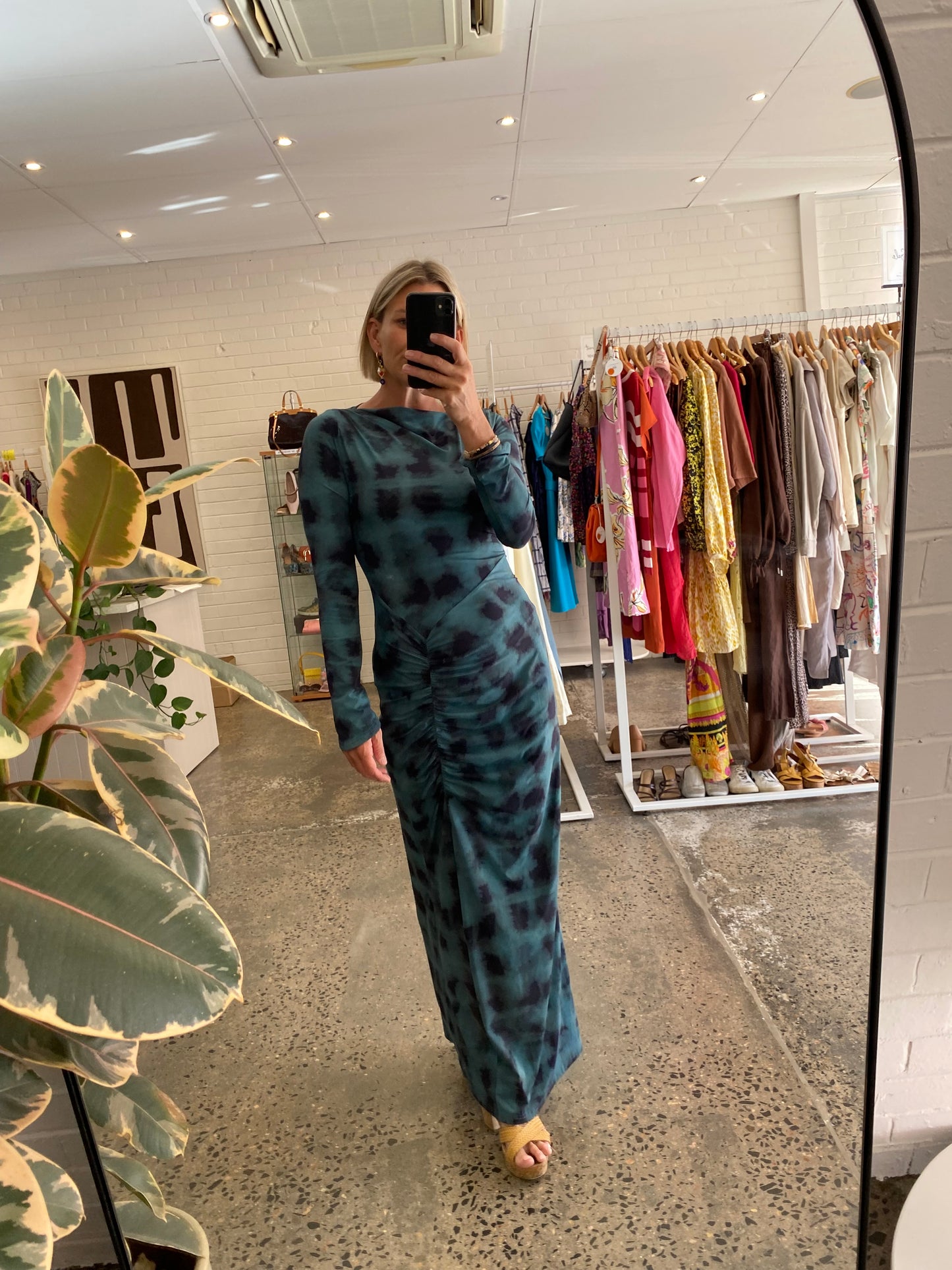 Suboo Shibori Long Sleeve Ruched Maxi Dress in Green - Size M (10/12)