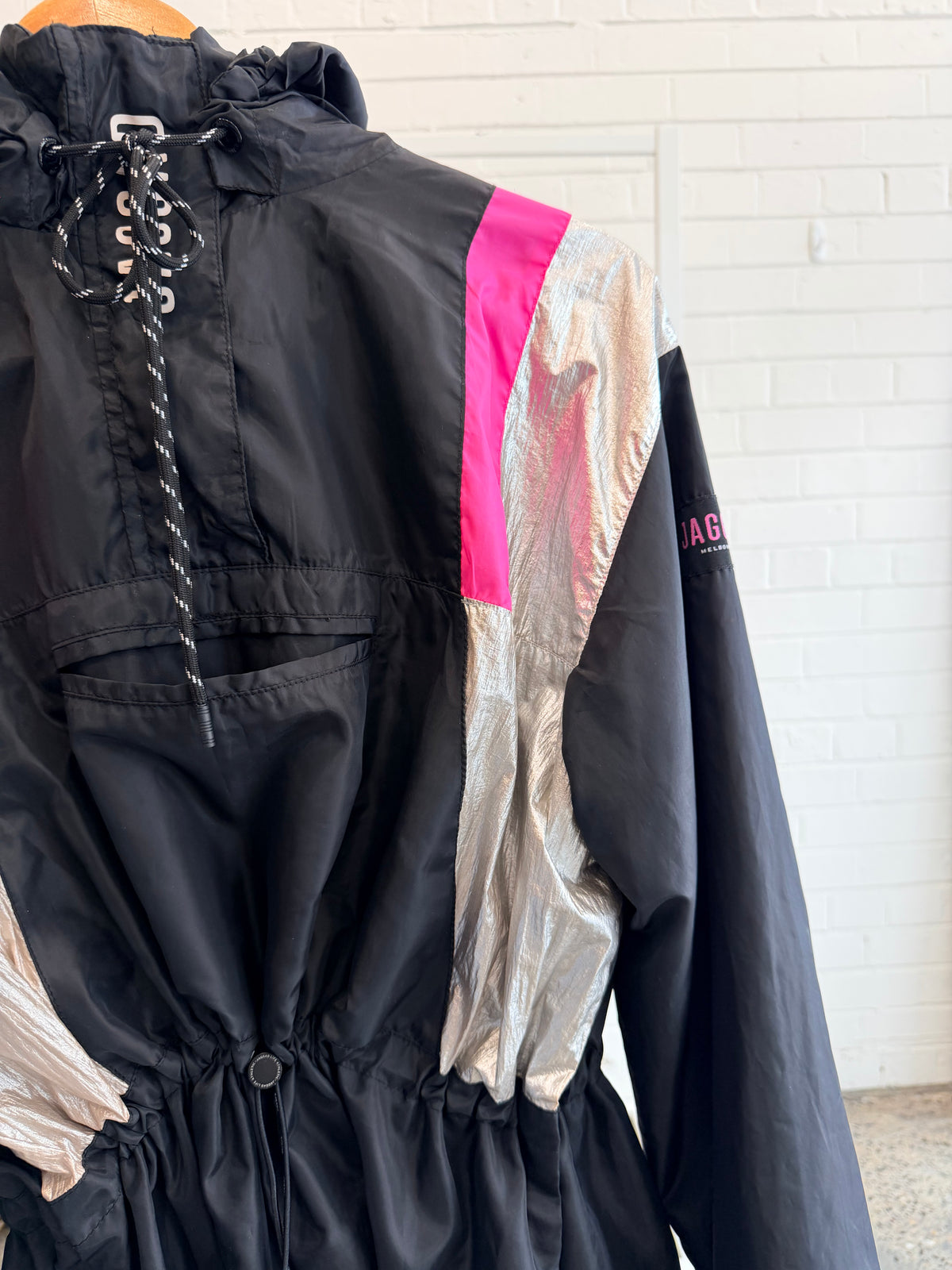 Jaggad Black Vintage Style Windbreaker - Size M (10)
