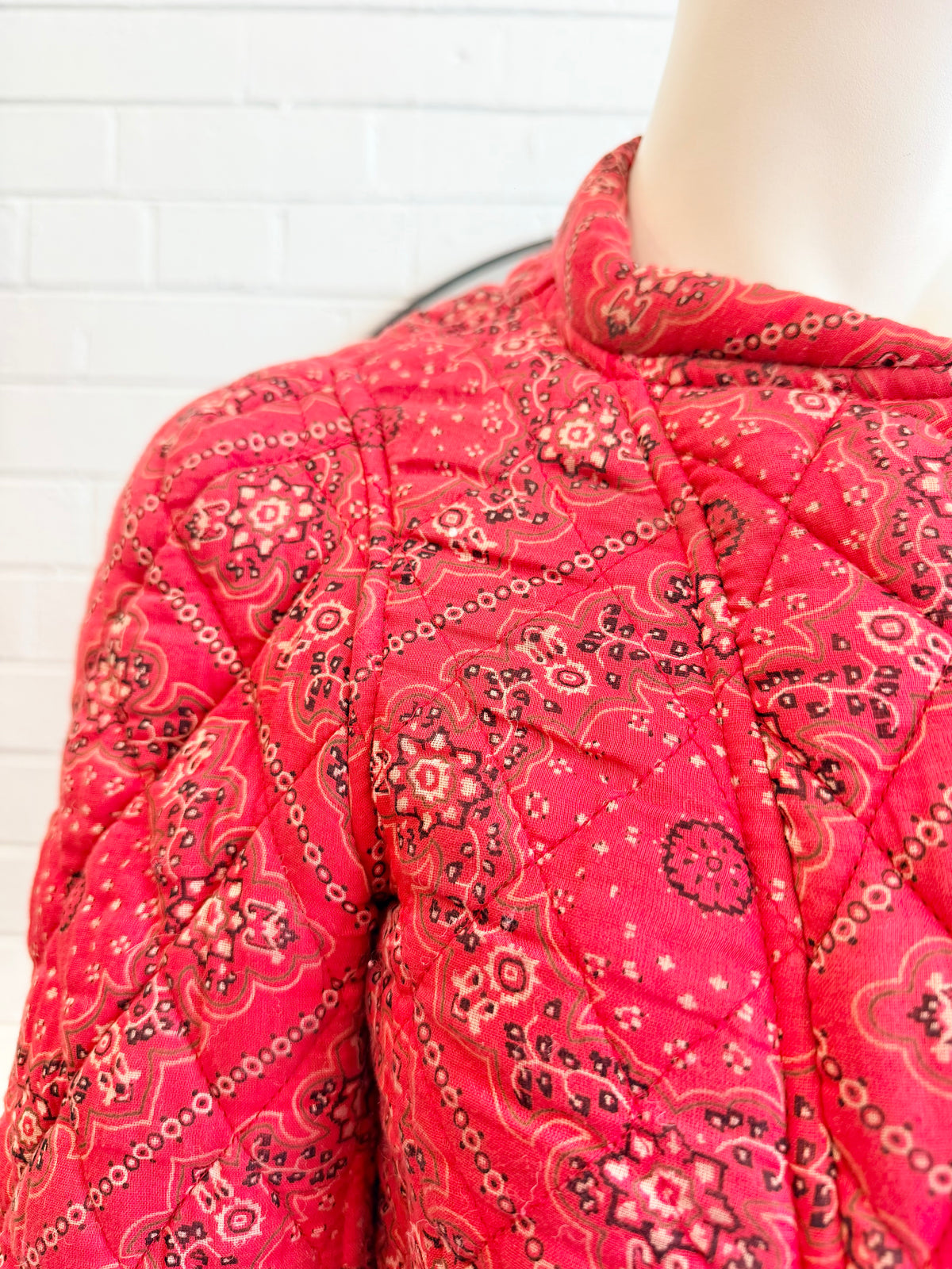 The Isabel Marant Étoile Red Bandana Print Quilted Jacket - Size 1 (AU8)