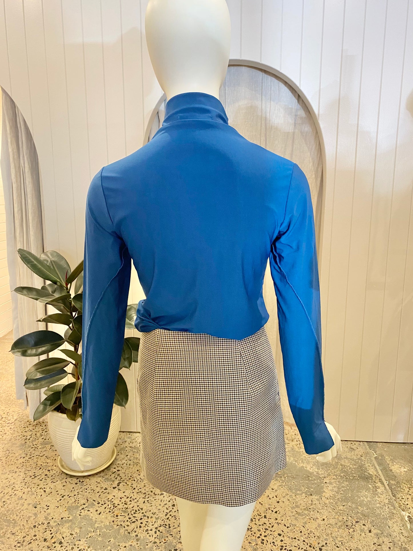 Ena Pelly 'Skye' Long Sleeve Top in Blue - Size 10