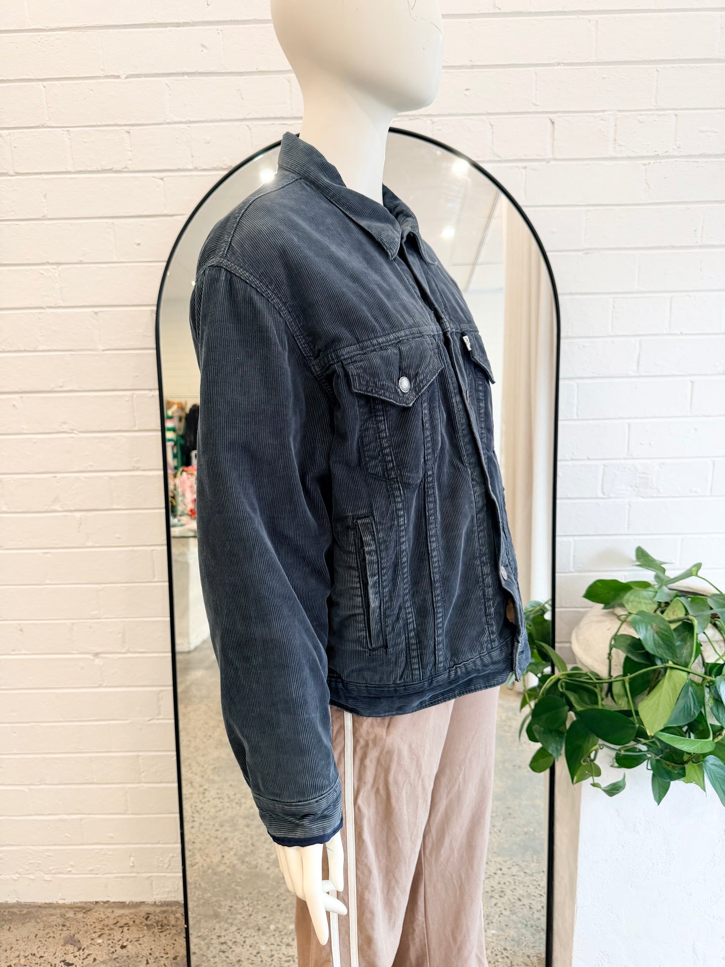 Levi's Corduroy Jacket in Blue - Size M (12)