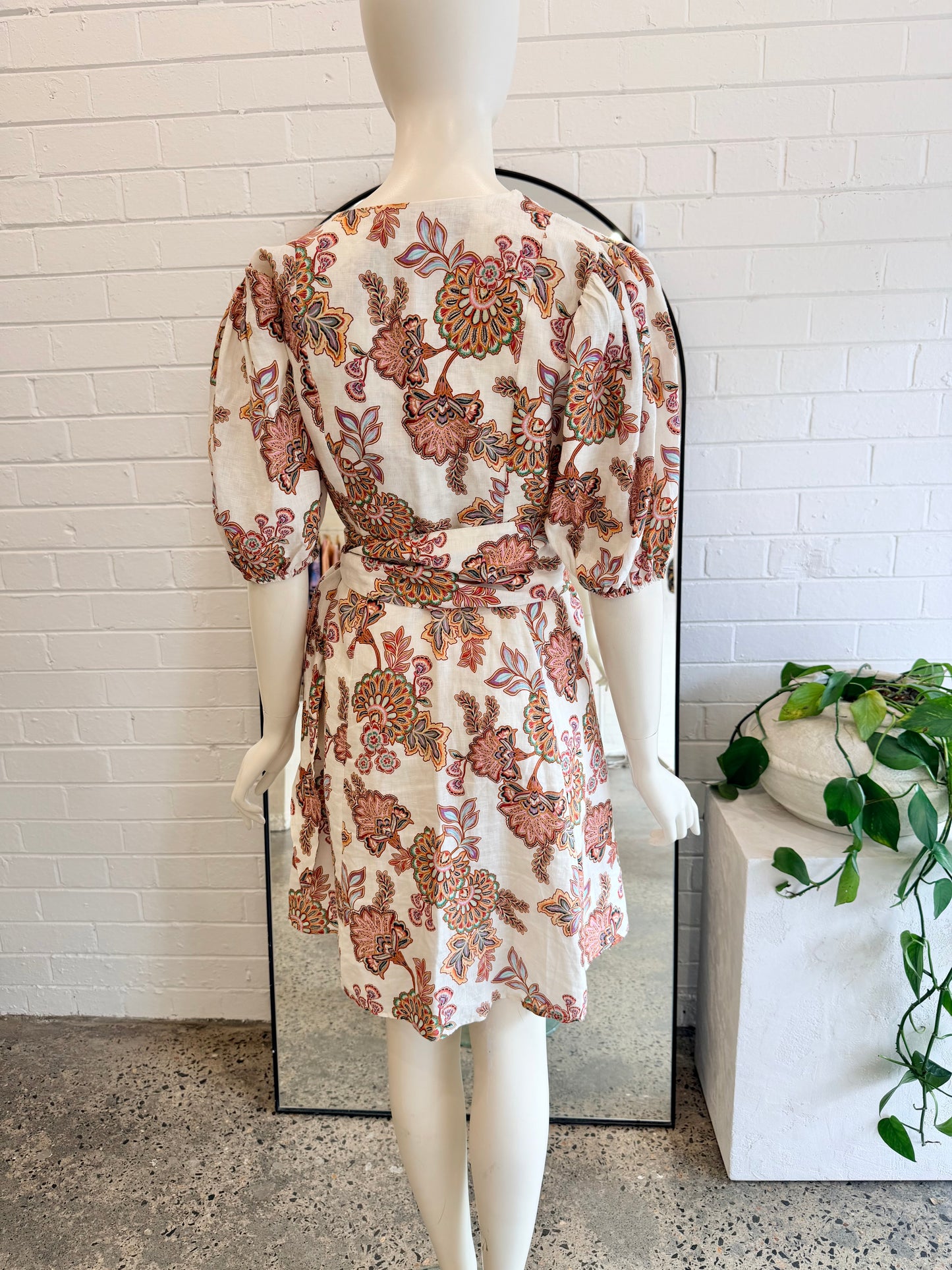 Zoe Kratzmann Cream Quota Mini Dress - Size 1 (8) - Pre-Loved Geelong