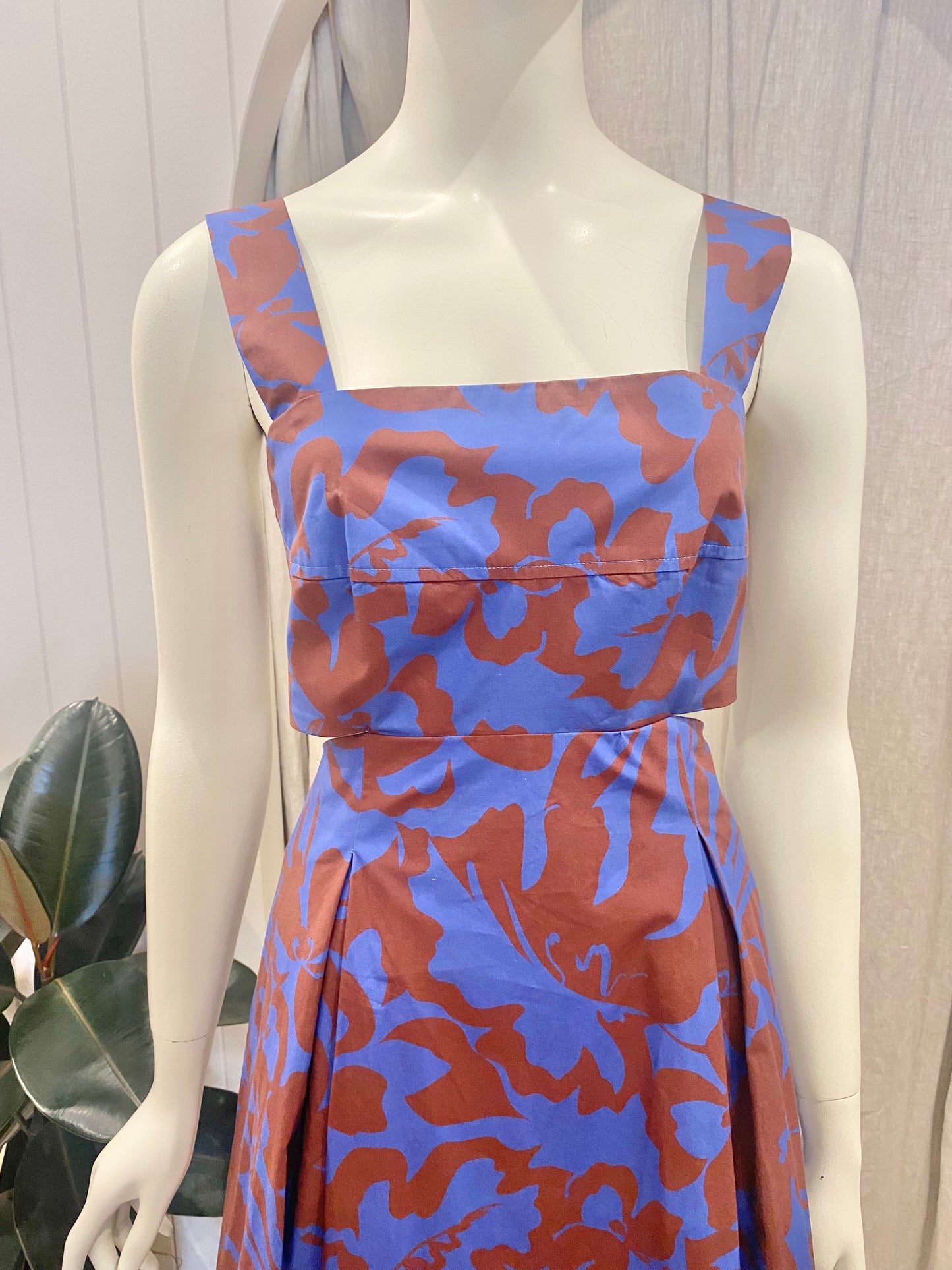 Shona Joy Catia Cut Out Midi Dress - Size 14