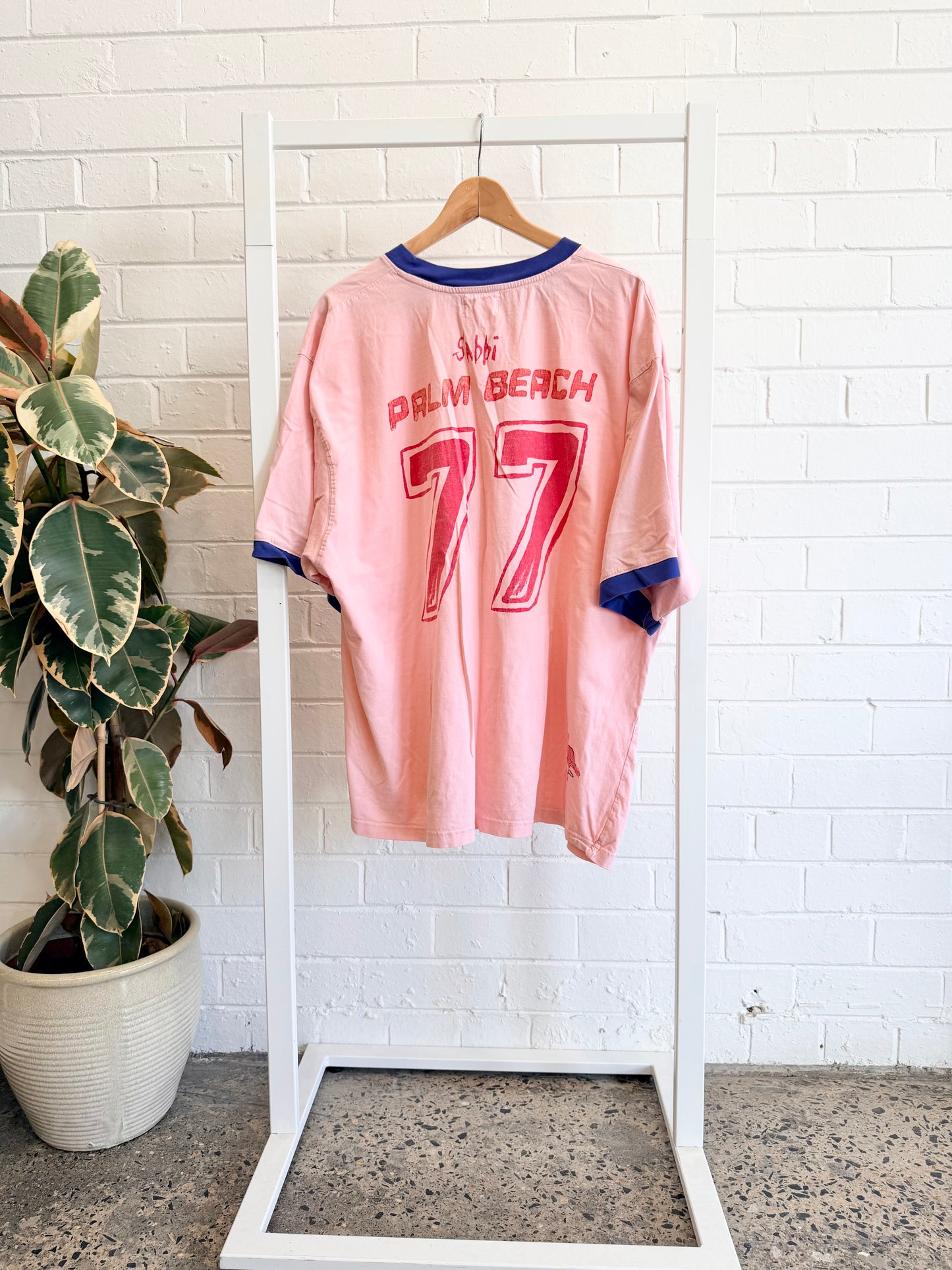Sabbi Got My Pink Back Oversized Tee - Size L (12 - 14)