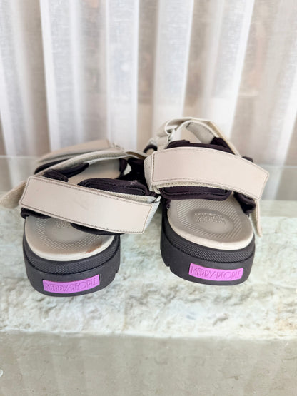 Merry People Lochie Sandal - Size 40