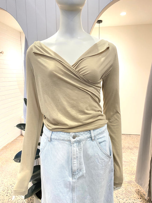 Camilla & Marc Akari Cowl Neck Top in Oyster - Size 10