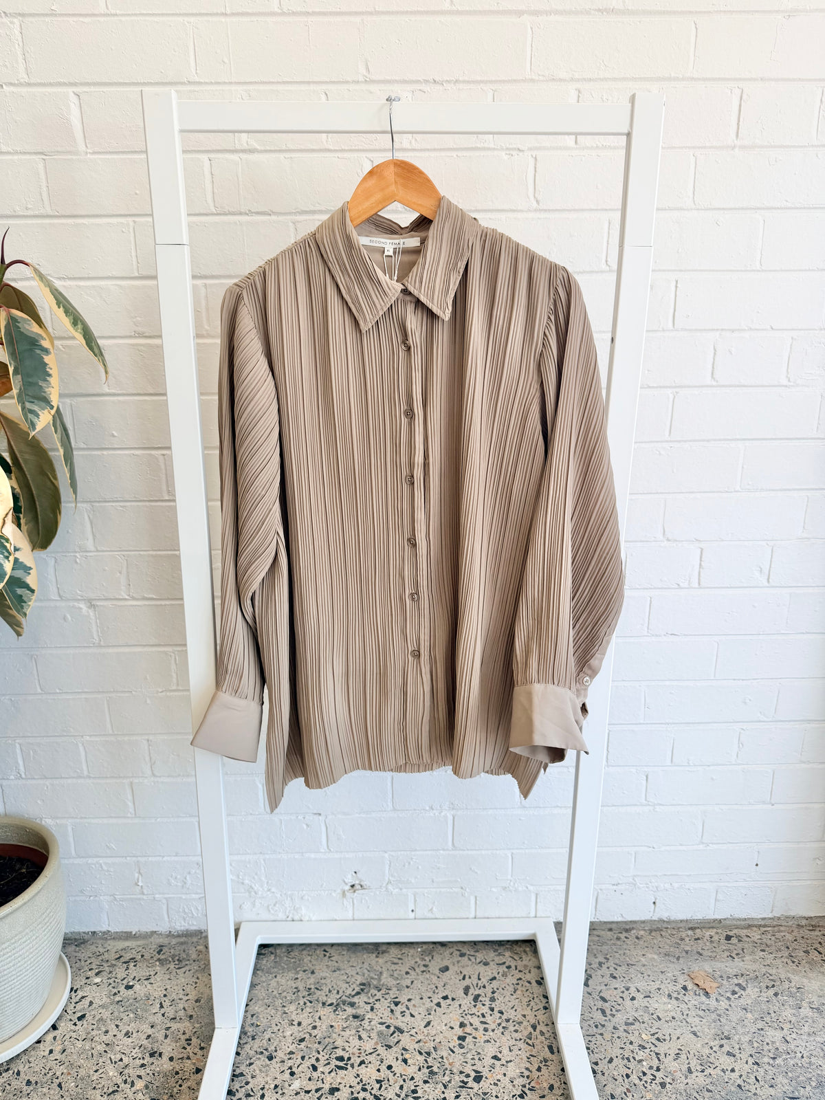 Second Female Roasted Cashew Tracy Pant and Shirt - Size XL (14 - 16)