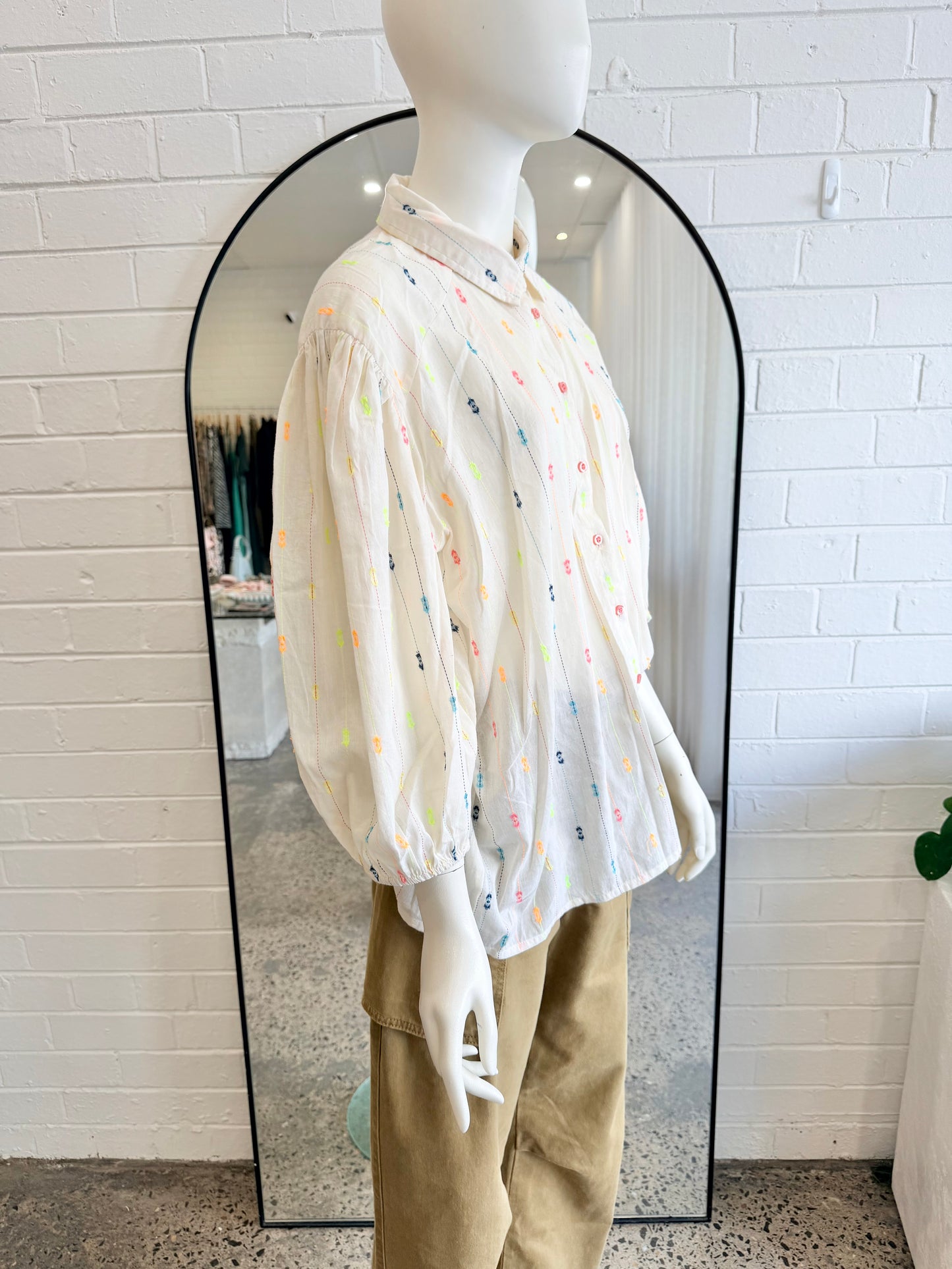 Lollys Laundy 'Heidi' Shirt in Cream - Size XL (14)