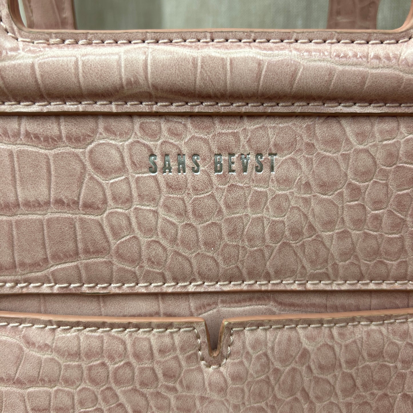 Sans Beast Pink Long Lunch Mini Tote