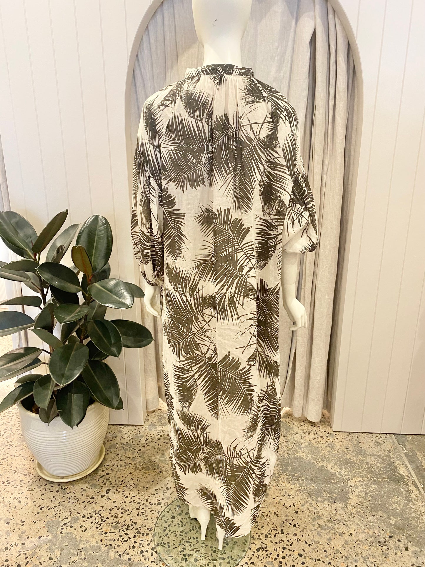 Morrison Palm Maxi Dress - Size 4 (14/16)