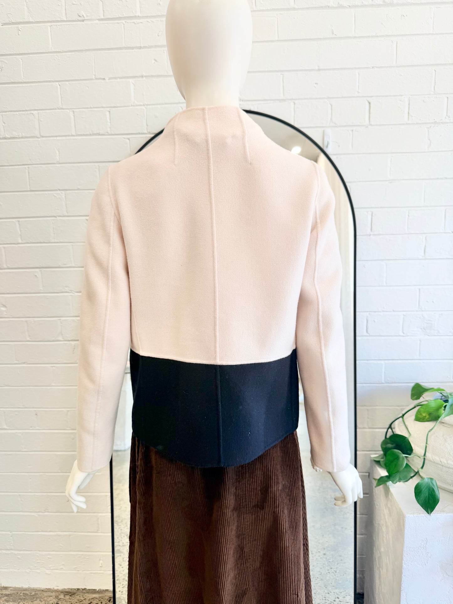 Max Mara Weekend Beige and Black Jacket - Size 6 - 8