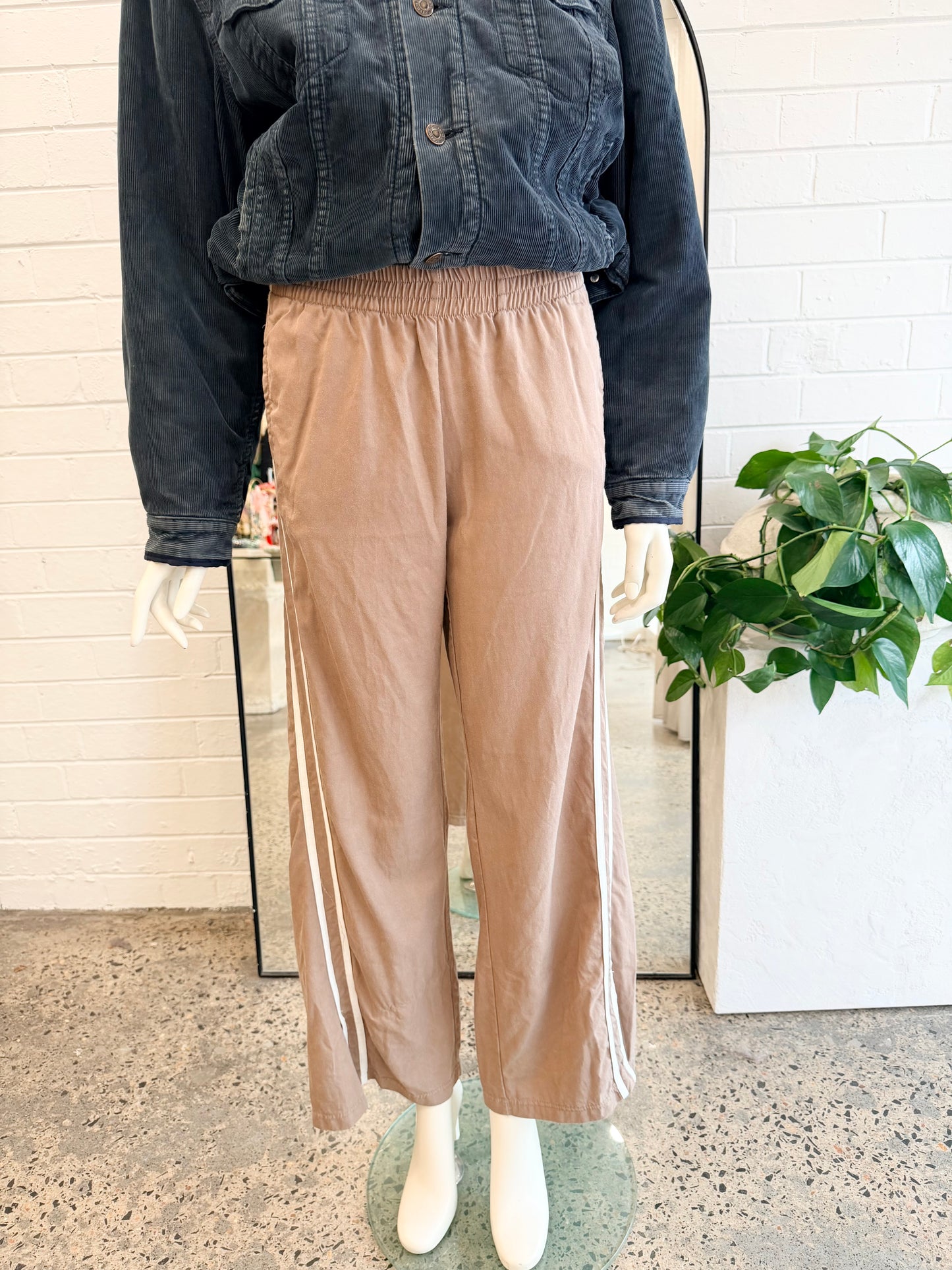 The Upside Mocha Juliet Pant - Size XS (6 - 8)