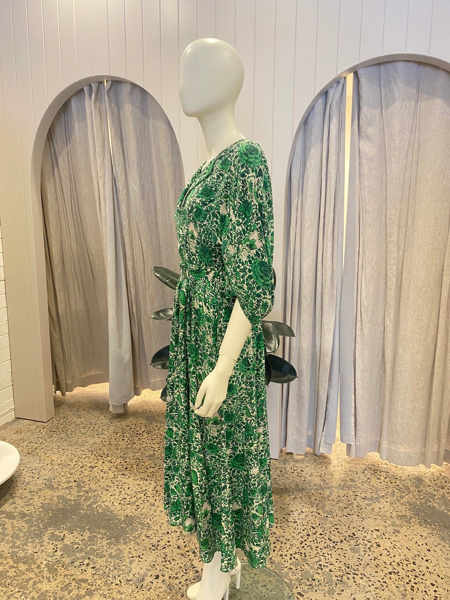 Scanlan Theodore Green Silk Floral Midi Dress - Size 8