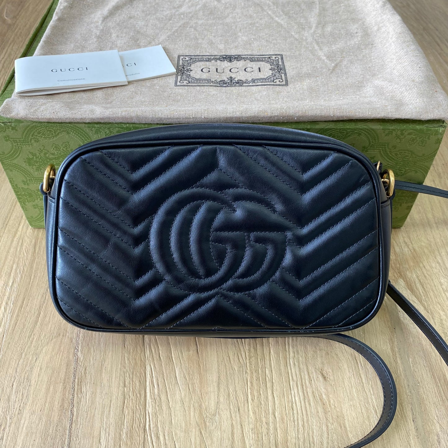 Gucci GG Marmont Small Shoulder Bag