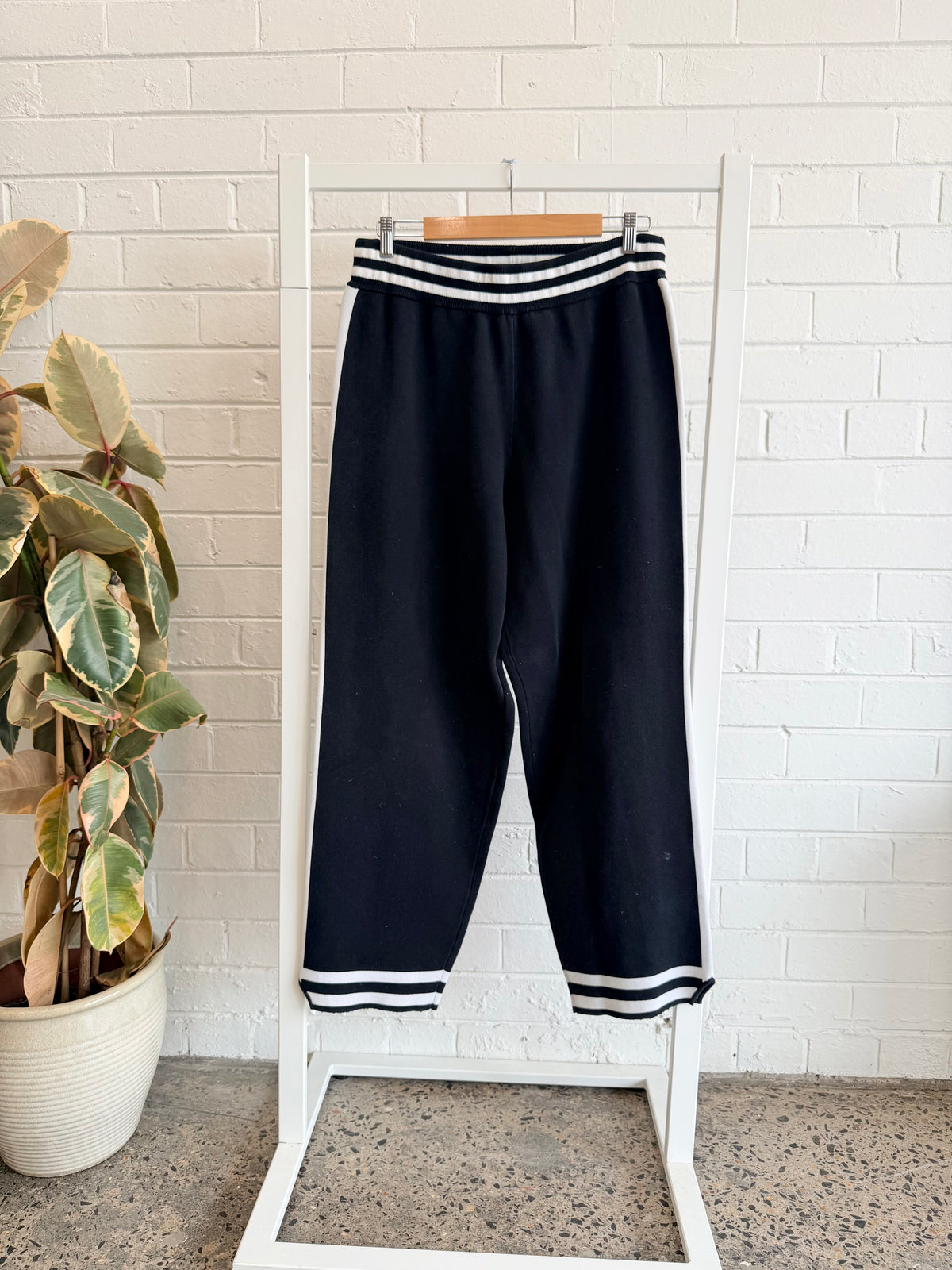 Nagnata Organic Romeo Trackpant in Black - Size L (14)