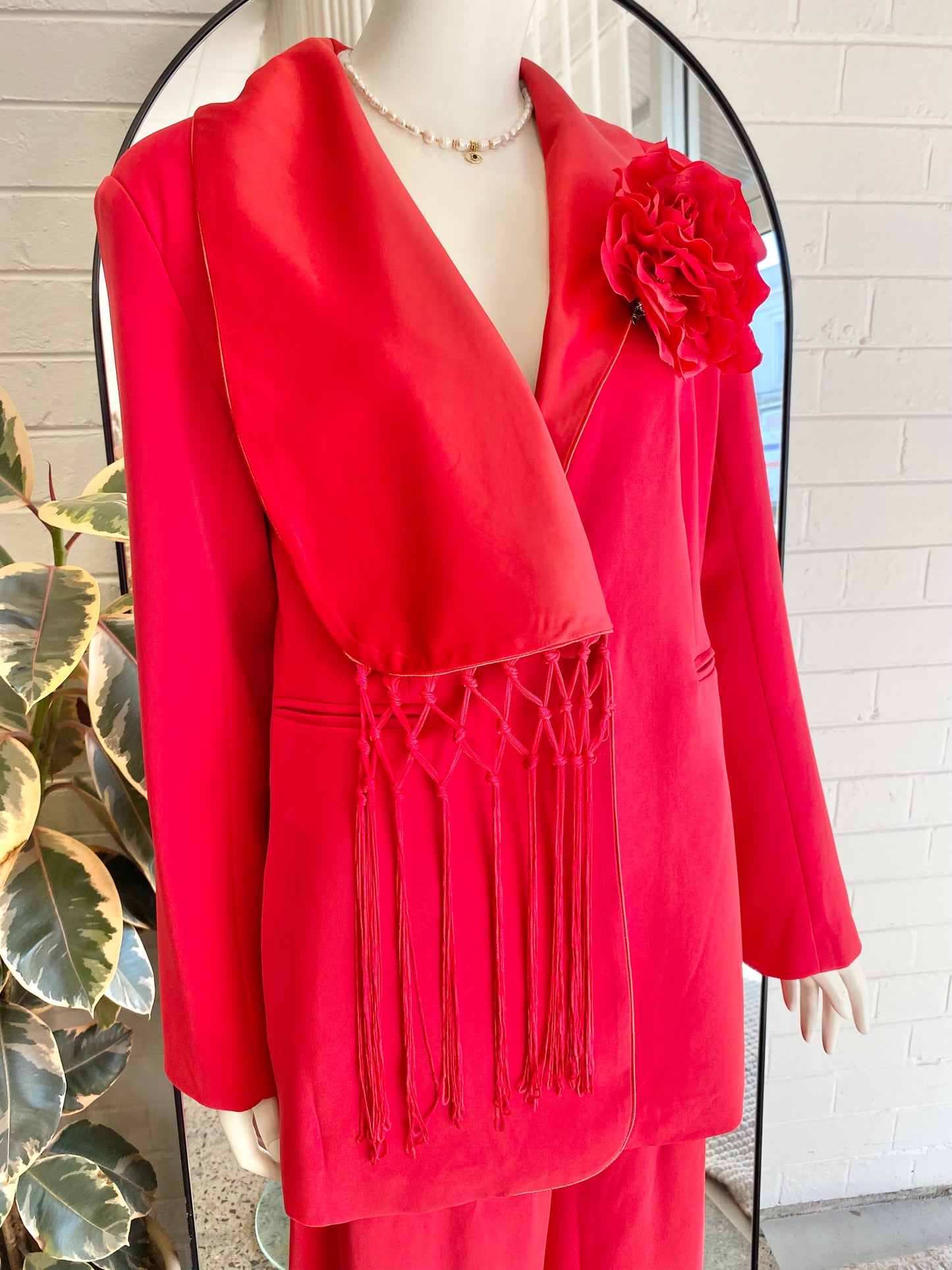 Cazinc The Label Kingsley Suit in Red - Size 14