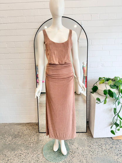 Hansen and Gretal Brown Rozalia Twist Top and Raven Skirt Set - Size L (12 - 14)