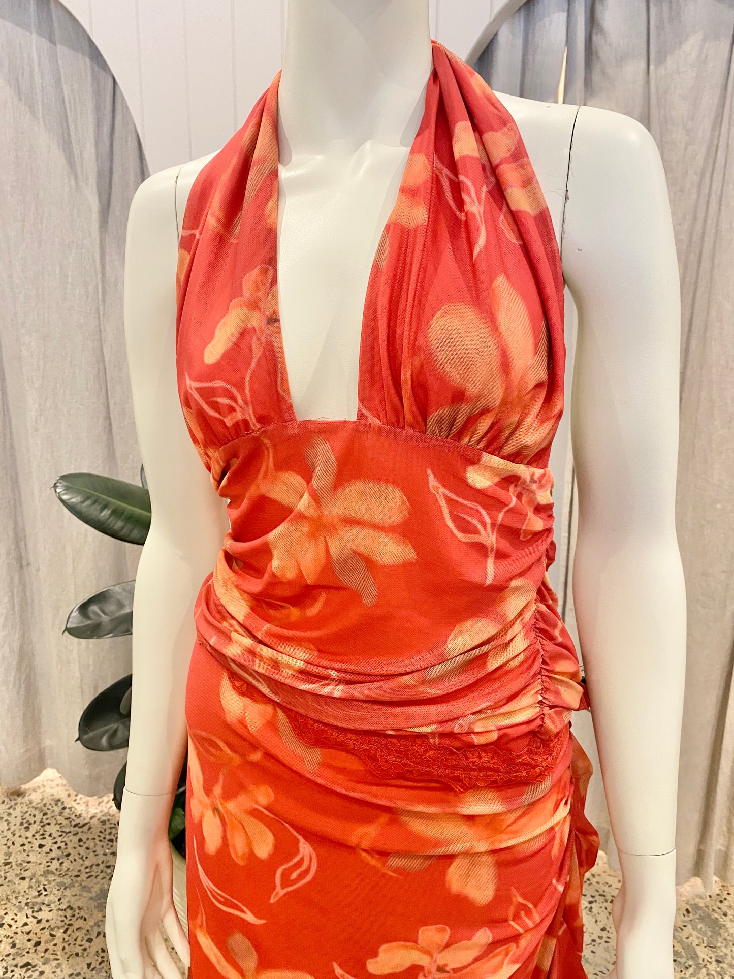 Benni 'Penelope' Maxi Dress in Hibiscus Floral - Size 14