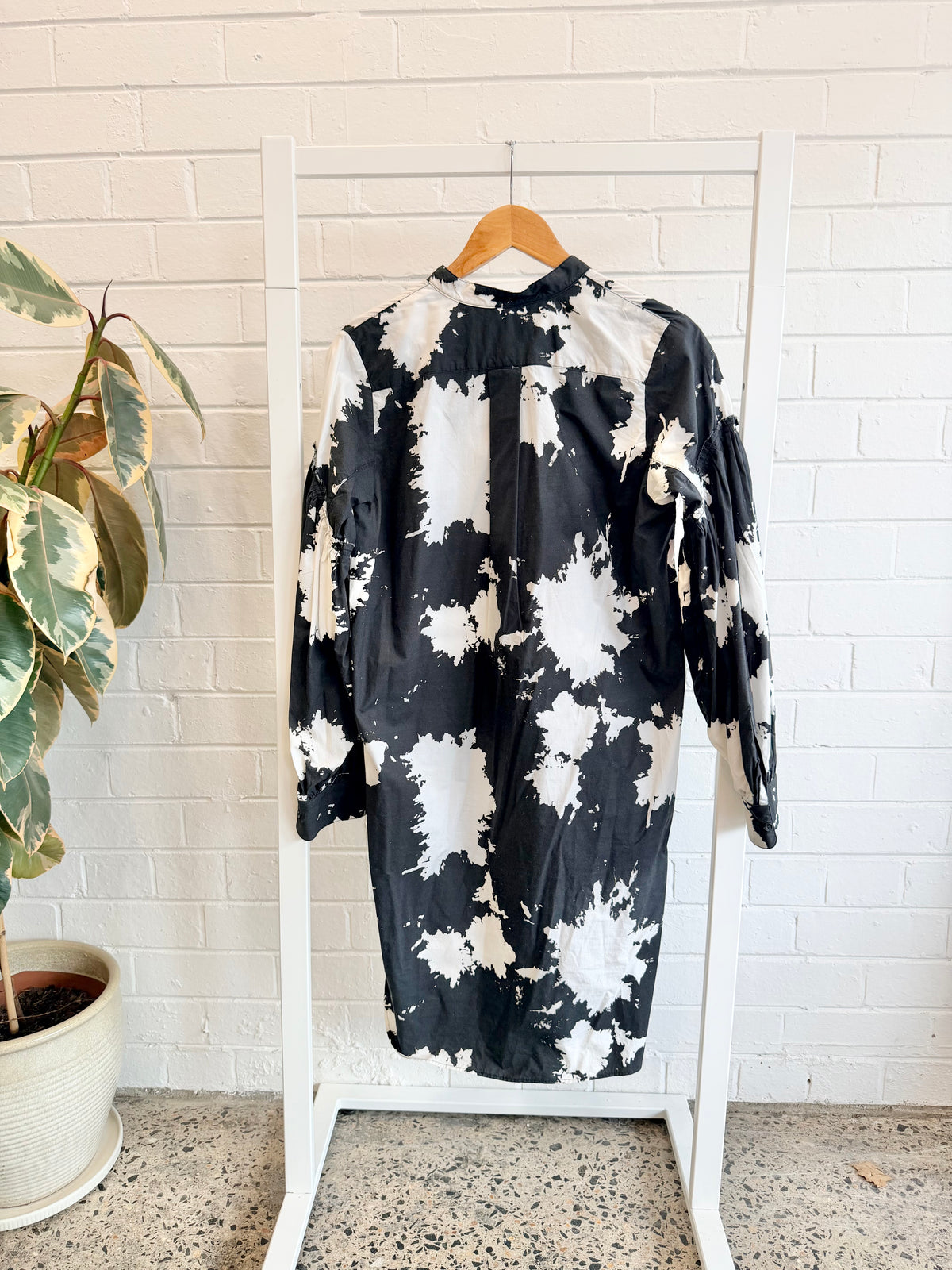 Bassike Black and White Tunic Midi Dress - Size 0 (8)