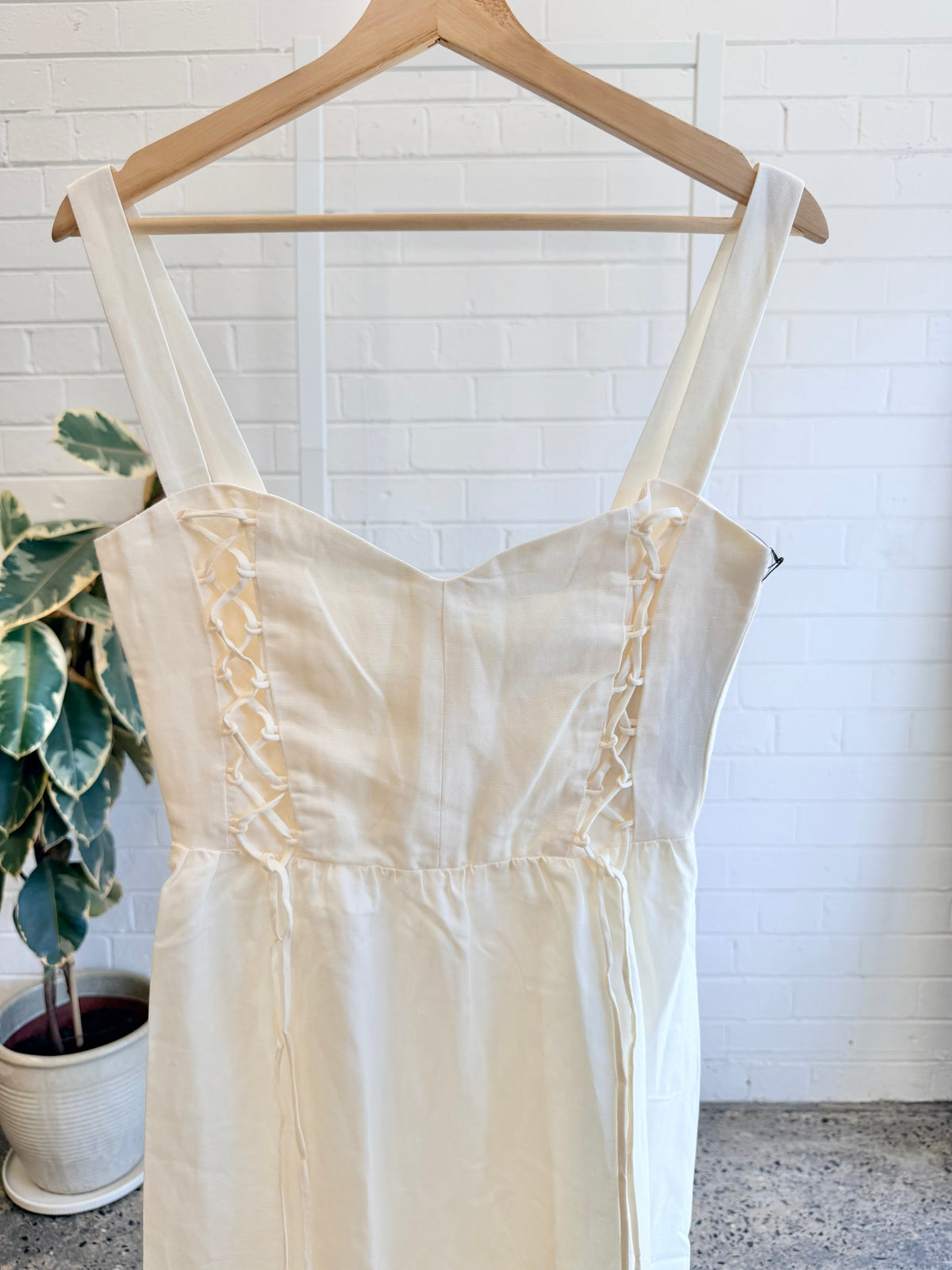 Reformation Avery Midi Dress - Size 4 (8)