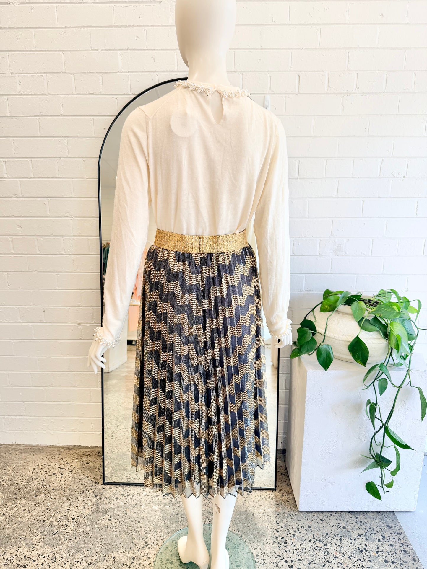 Alexandra Pleated Midi Skirt in Gold/Black - Size M/L (12/14)