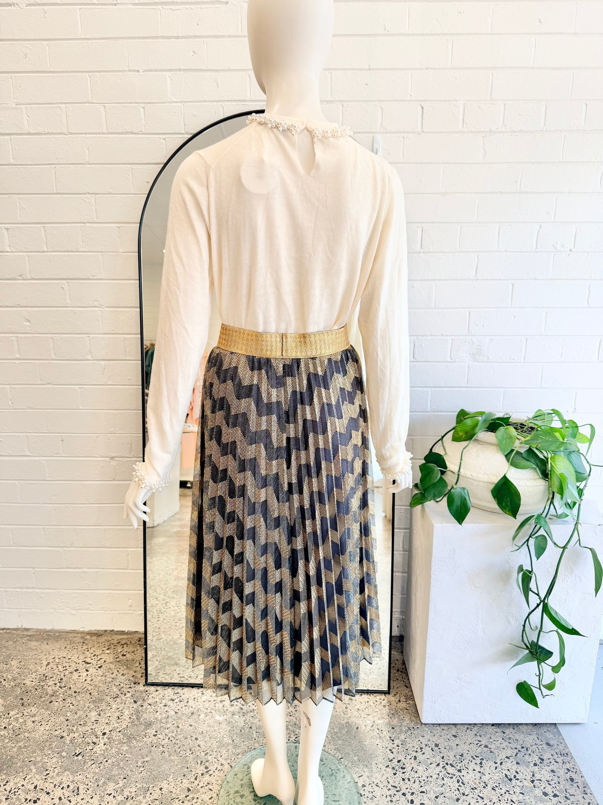 Alexandra Pleated Midi Skirt in Gold/Black - Size M/L (12/14)