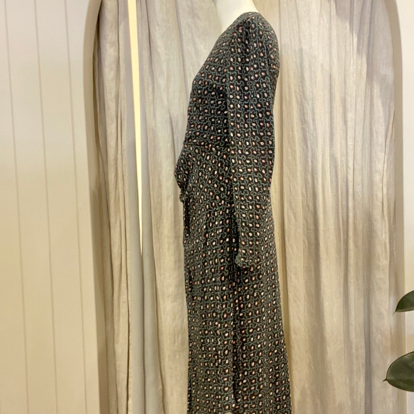 Skin and Threads Floral Midi Dress - Size 8