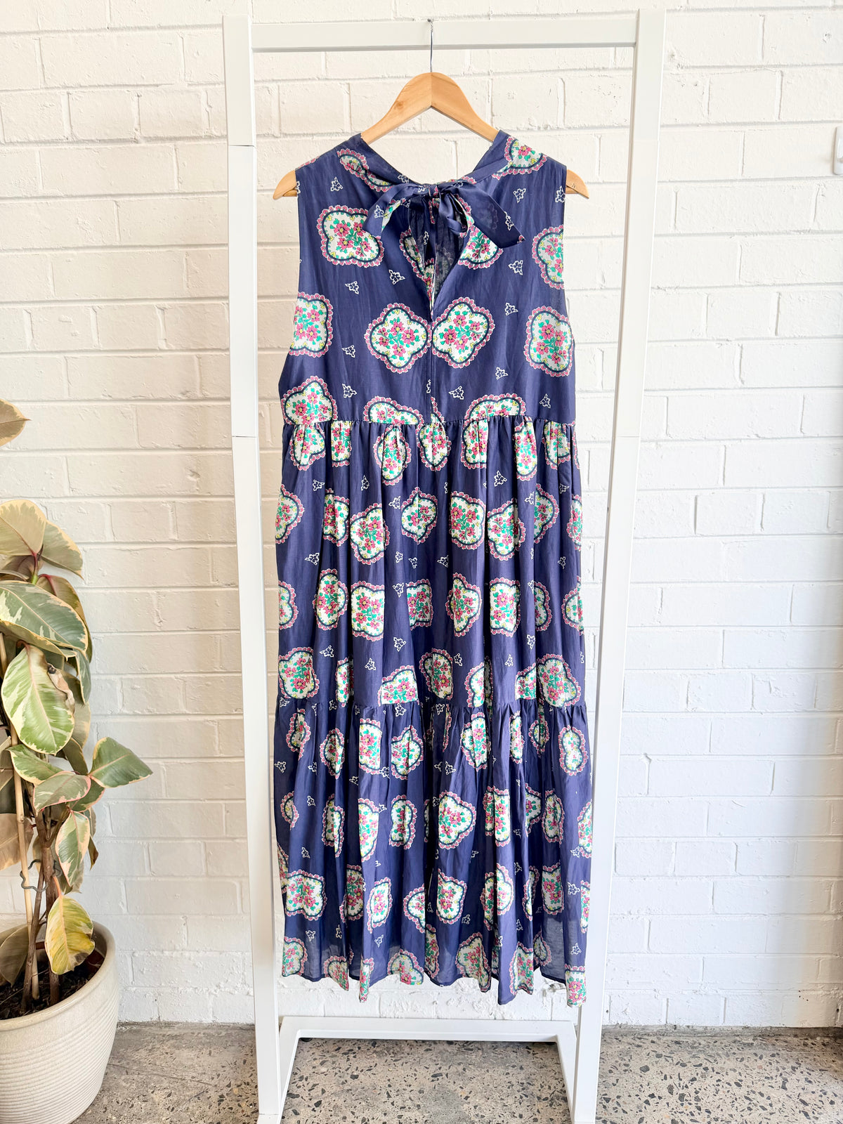 Alessandra Mosaic Print Midi Dress in Navy - Size M