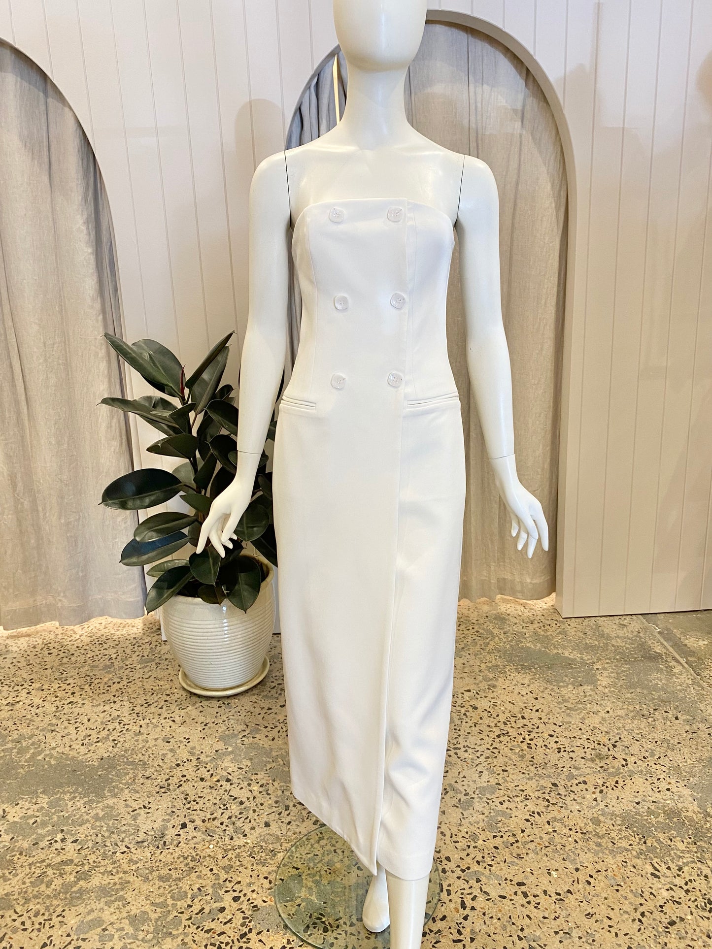 Kianna Strapless Tailored Dress in Ivory - Size 6
