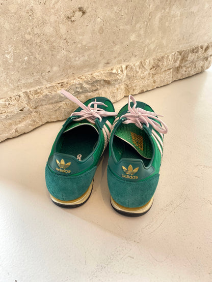 Adidas Original Court Green Sneakers - Size 6