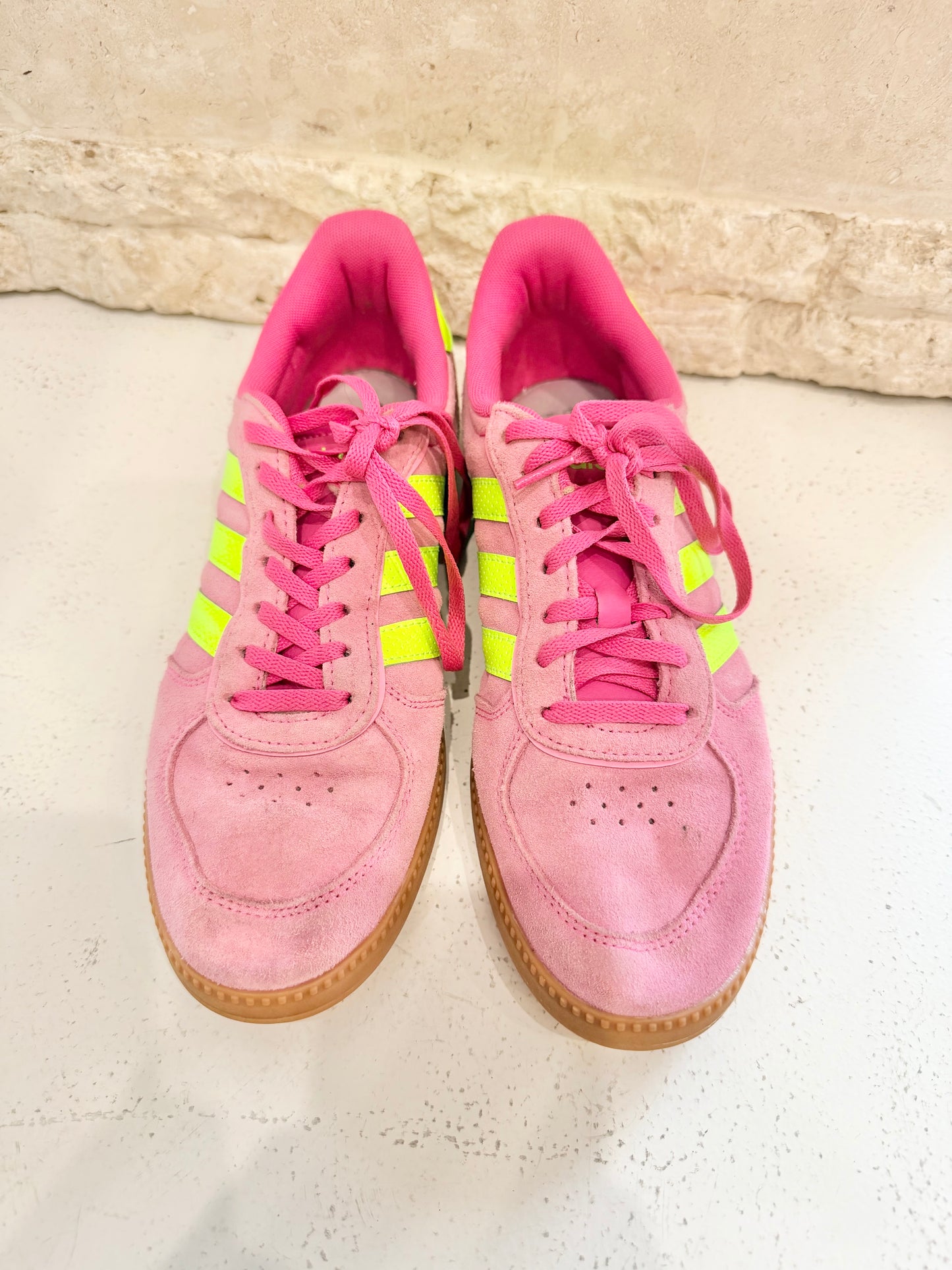 Adidas Breaknet Sneakers in Pink / Lime - Size US 9 EU 41.5