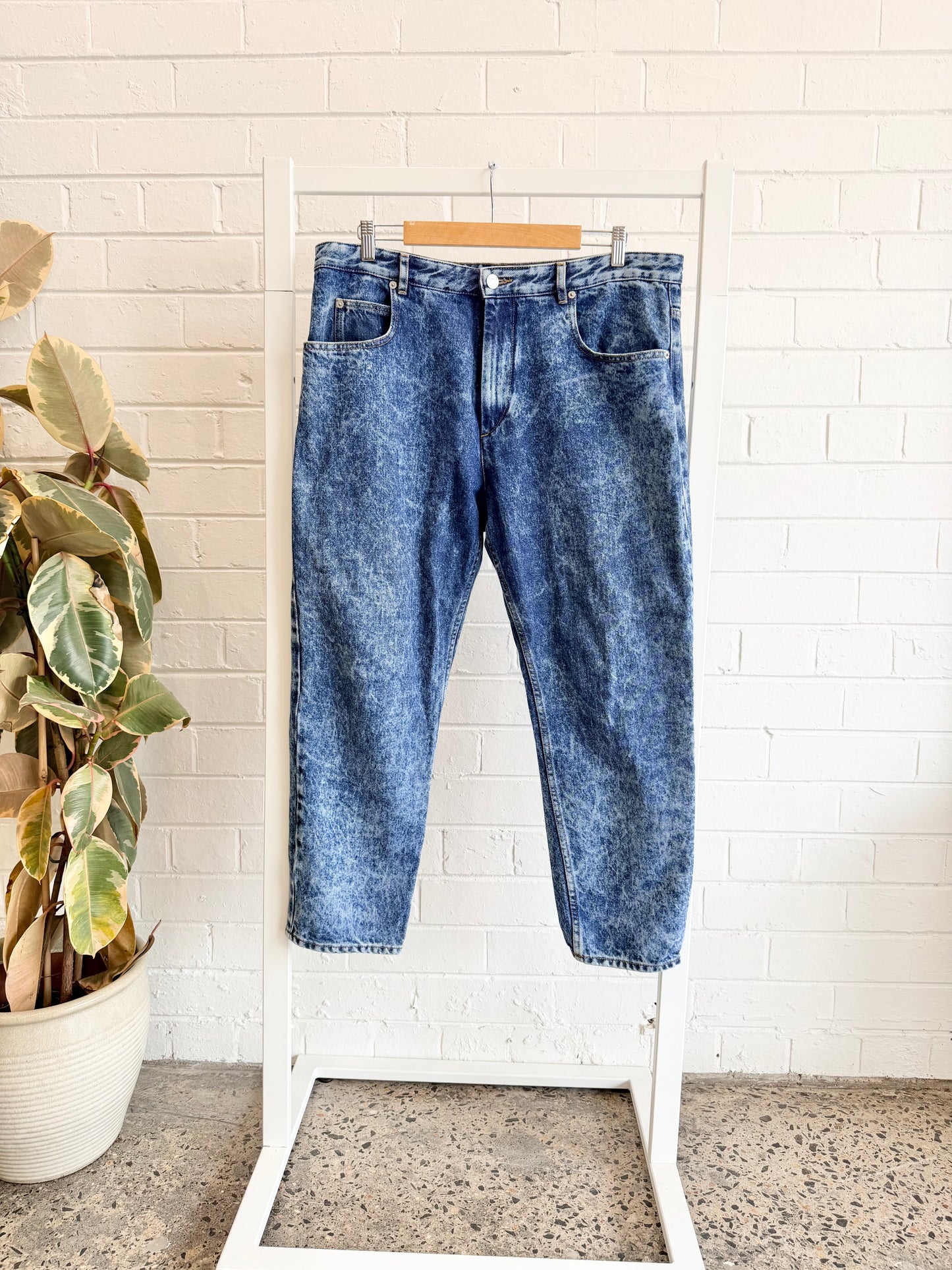 Isabel Marant Étoile Acid-Wash Tapered Jeans - Size 44 (14)