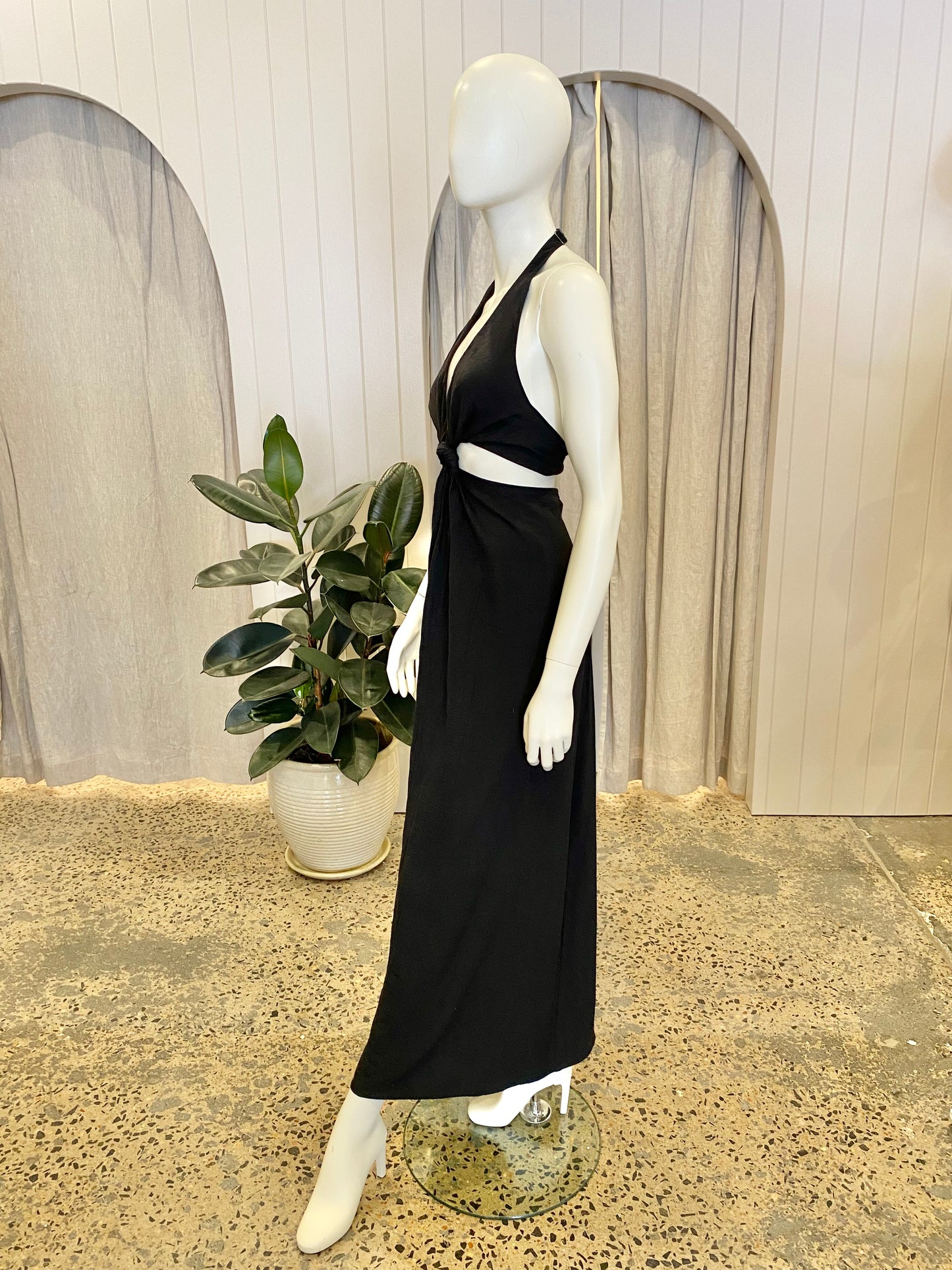 Camilla & Marc 'Prado' Halter Dress in Black - Size 10