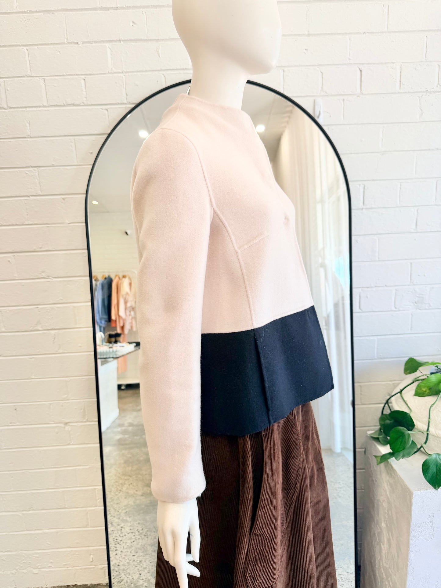 Max Mara Weekend Beige and Black Jacket - Size 6 - 8
