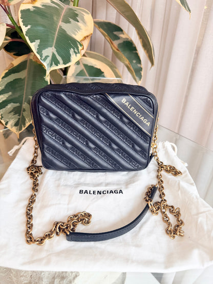 Balenciaga Black Blanket Reporter Camera Bag - Size XS