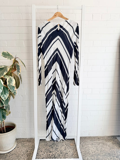 Kinney 'Geogria' Chevron Dress in Black/White – dress, view 2