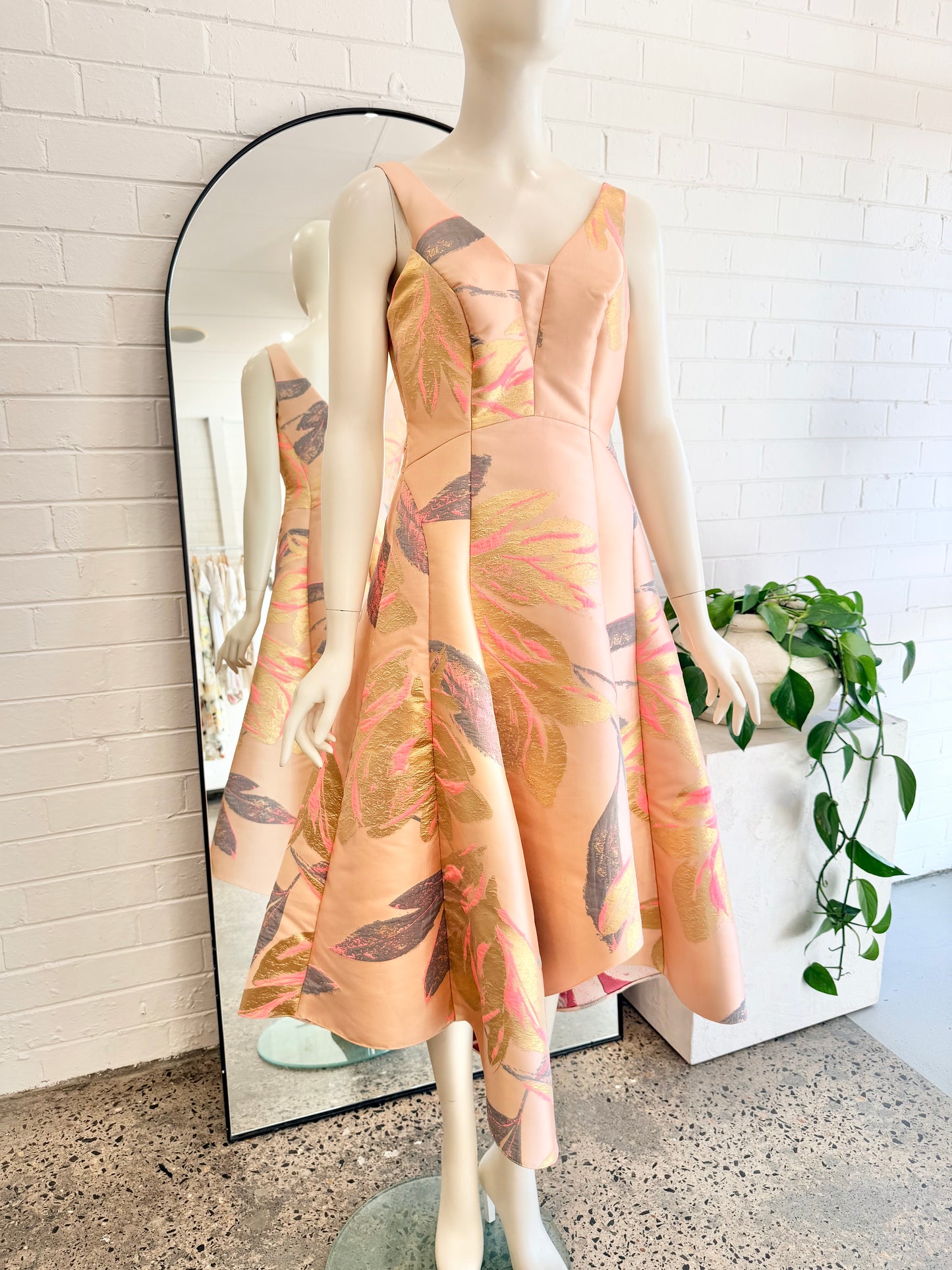 Coast Pink Rina Floral Jacquard Midi Dress - Size 12 - Pre-Loved Geelong 6