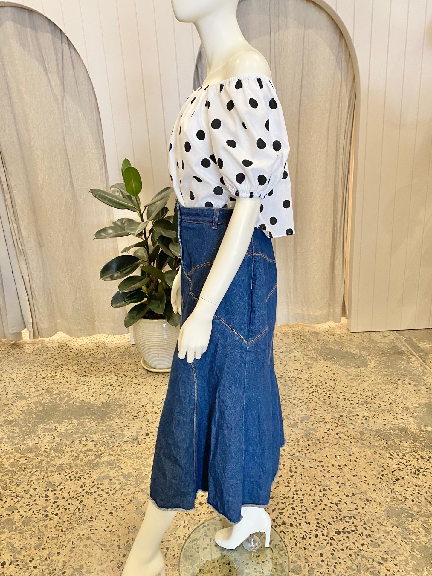 Shona Joy 'Emerson' Contour Denim Skirt - Size 14