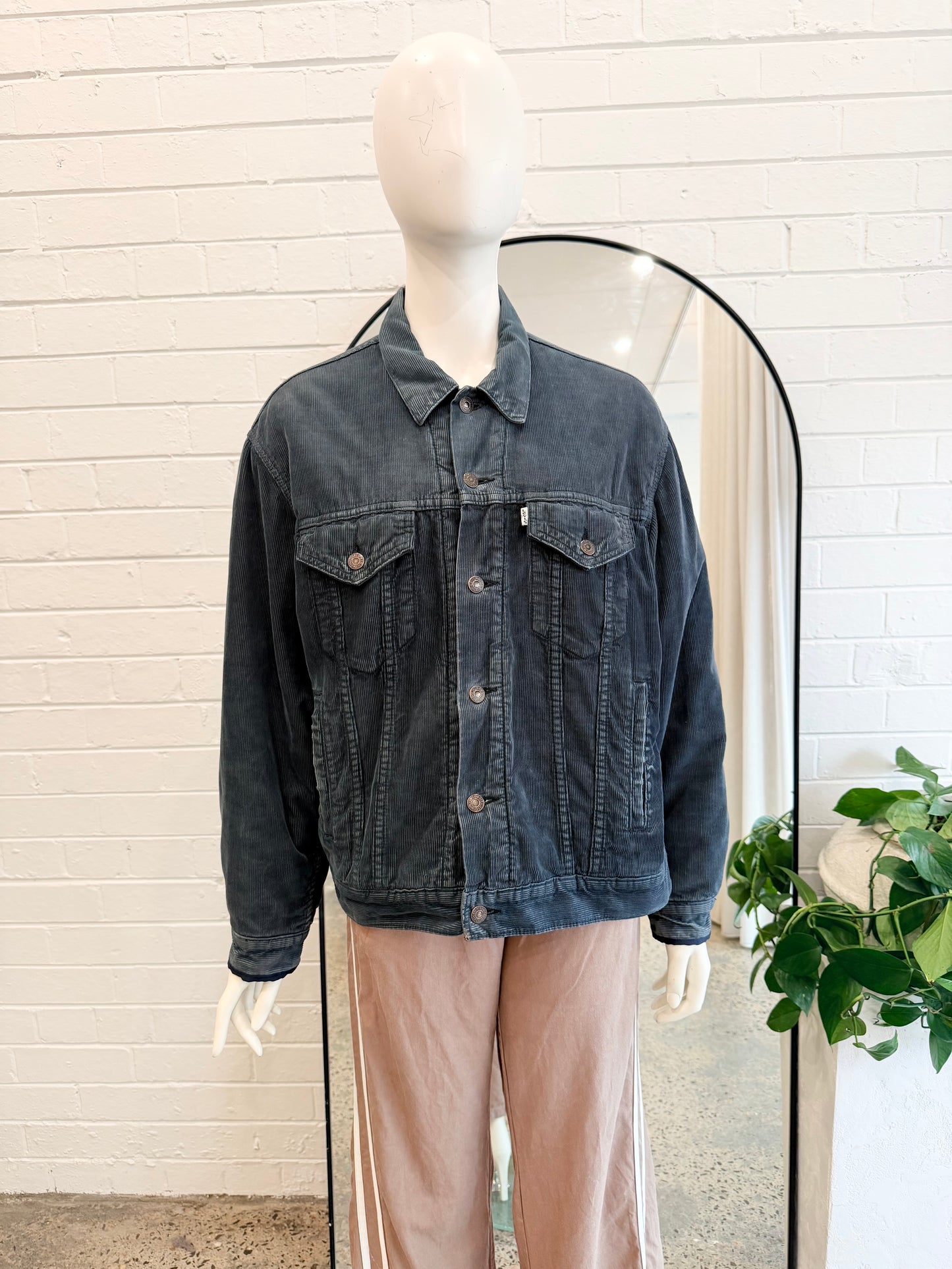 Levi's Corduroy Jacket in Blue - Size M (12)