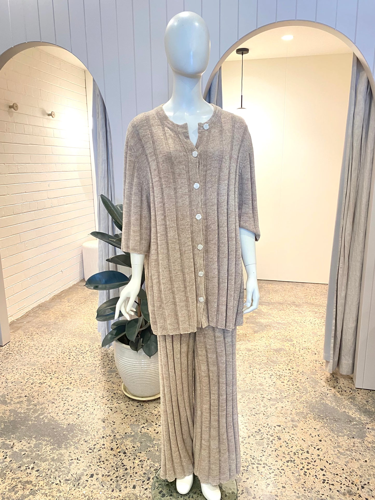 Dissh 'Jazz' Knit Set in Natural - Size 16