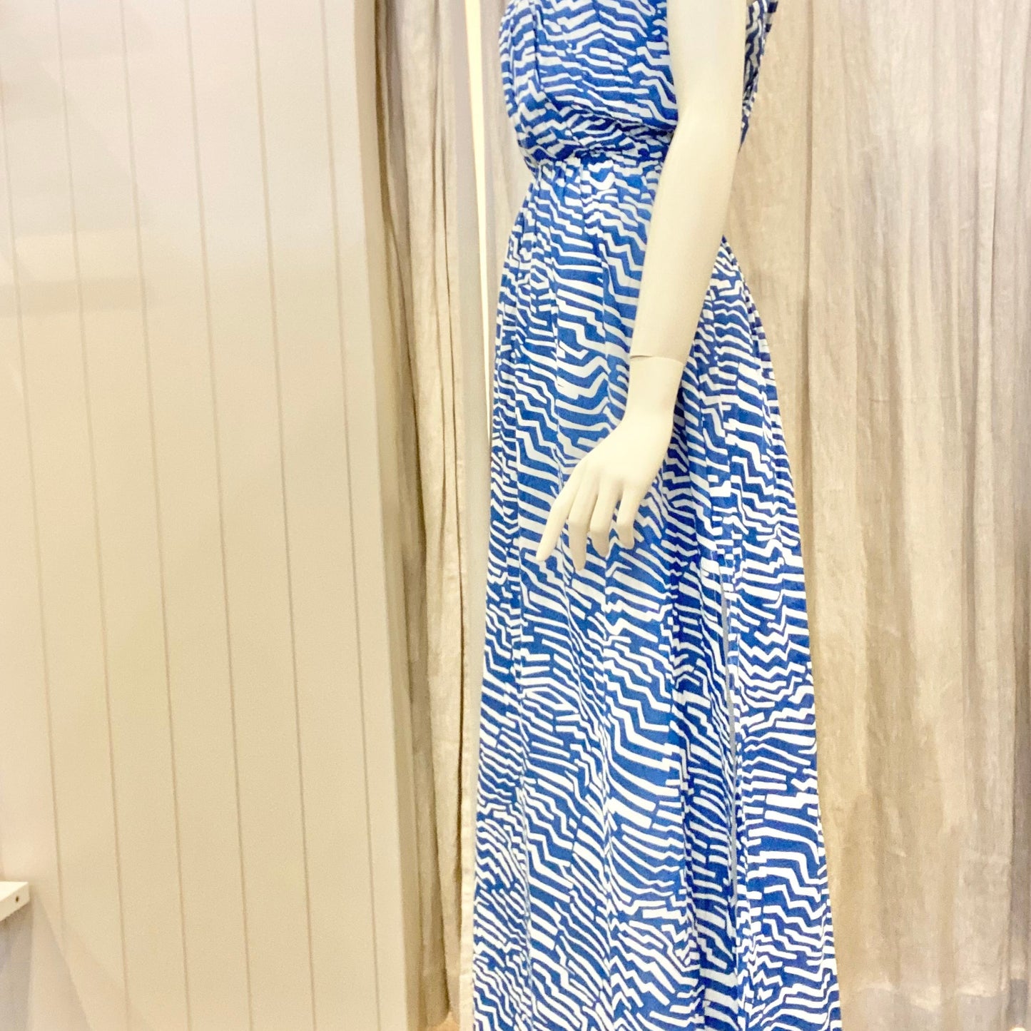 Bird & Knoll Tahitian Tiger Azure Mai Dress - Size M