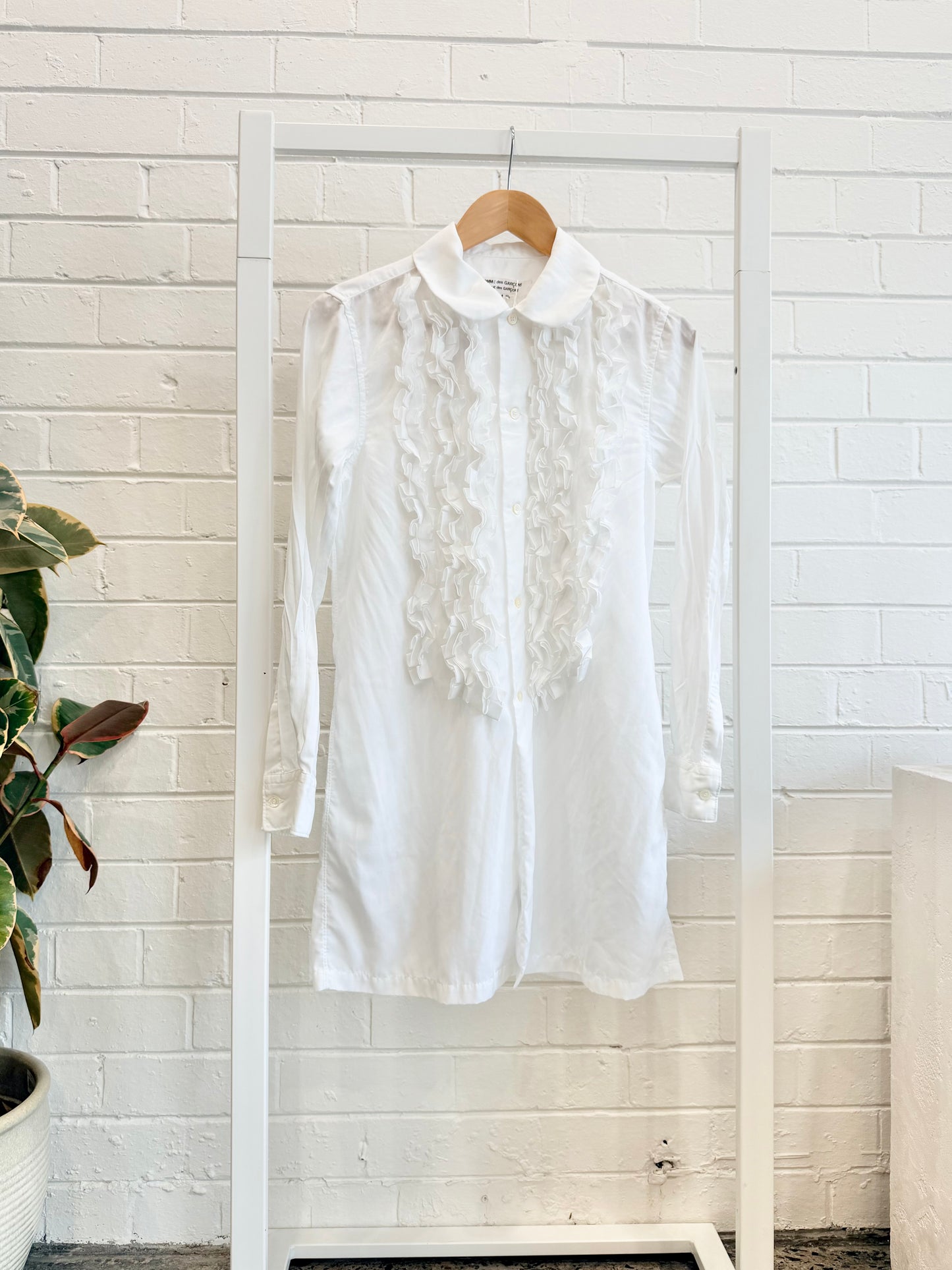Comme Des Garcons White Ruffled Shirt - Size M (8 - 10)