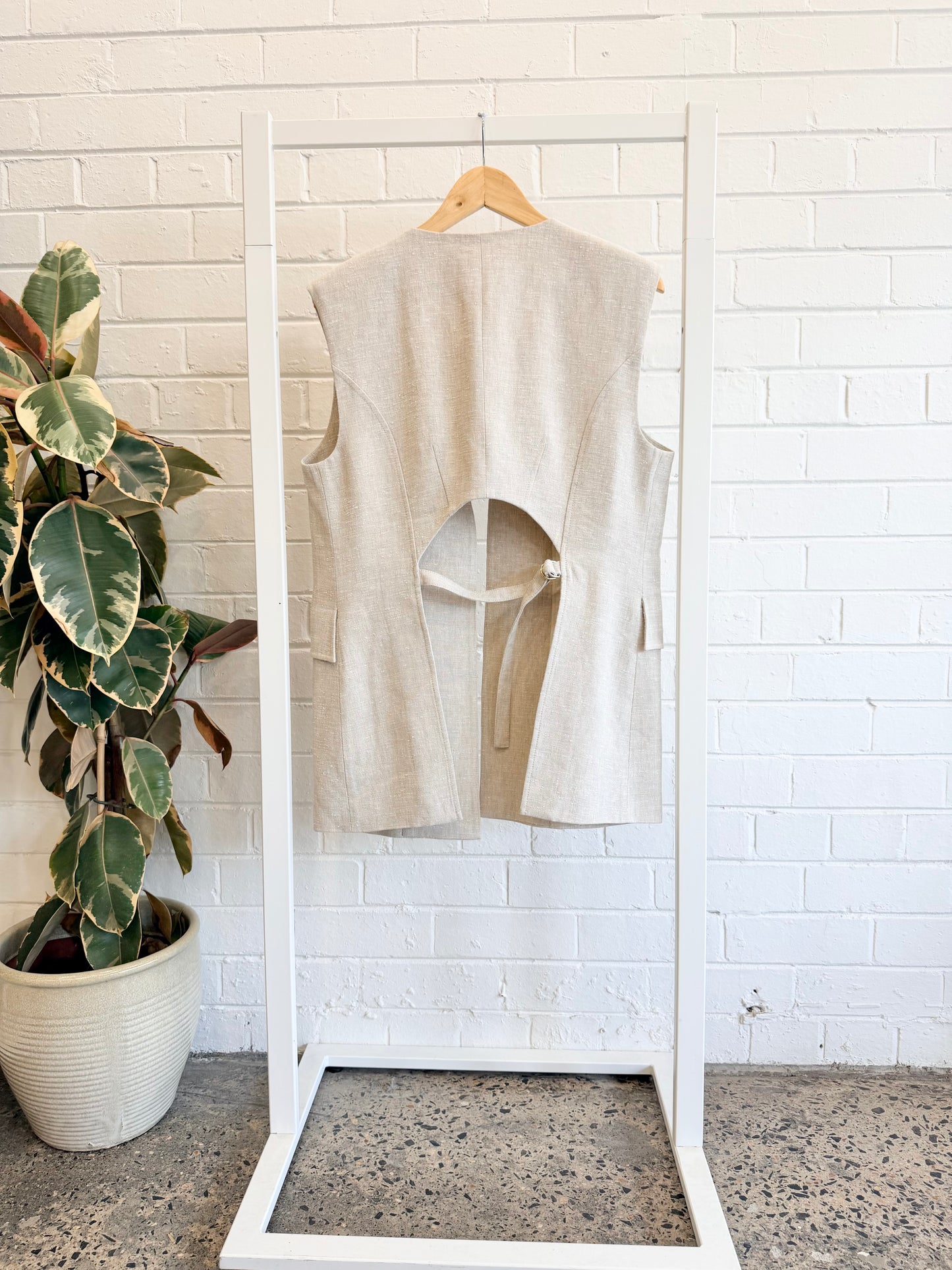 Country Road Stone Textured Long Line Vest - Size 12