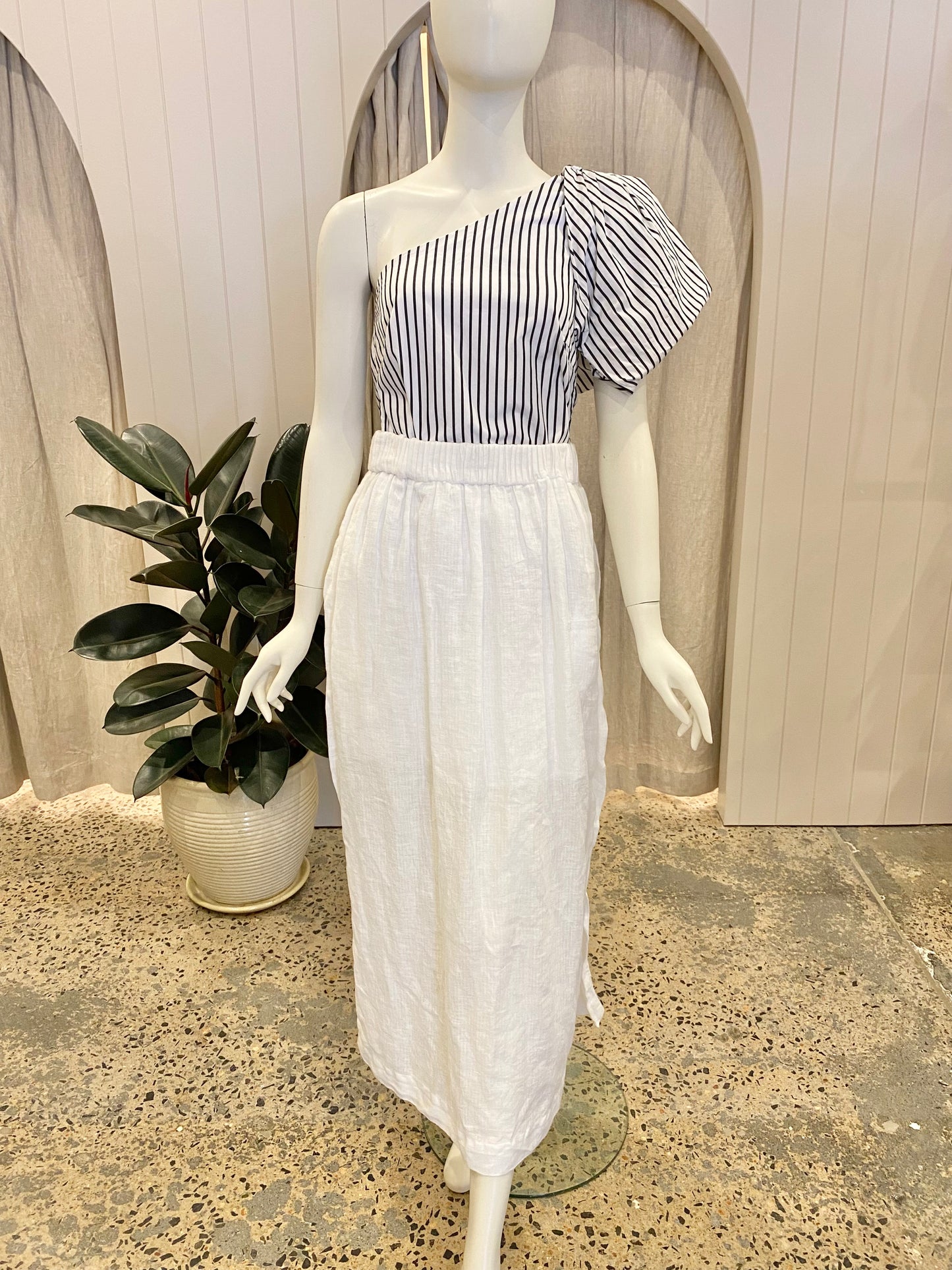 Country Road White Linen Midi Skirt - Size 8