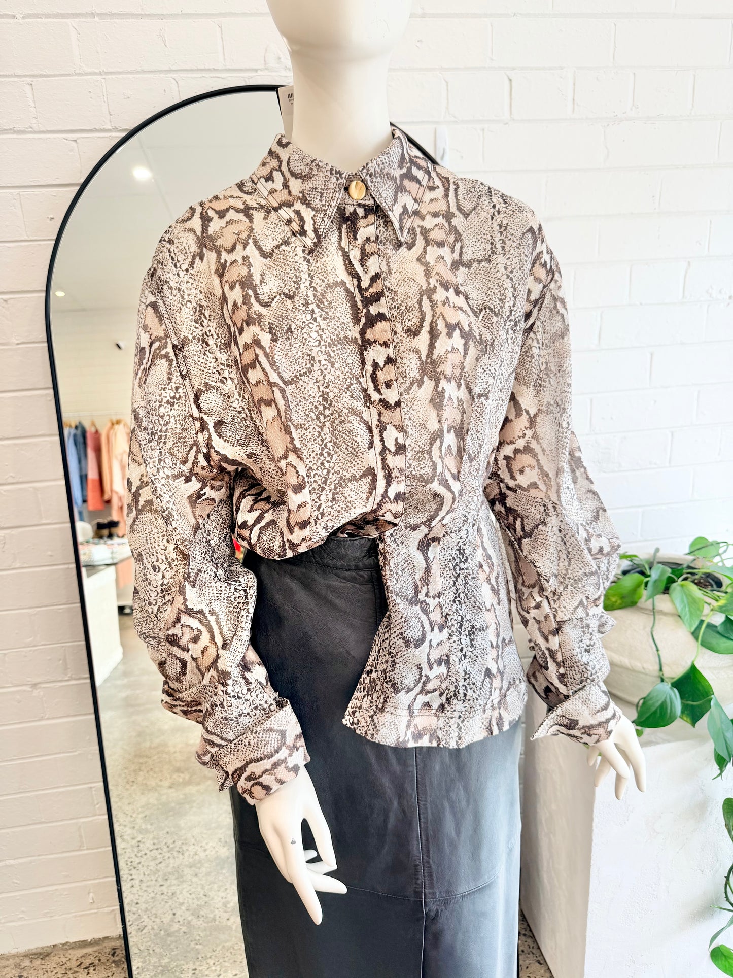 Aje Savana Murphie Shirt - Size 12 - Pre-Loved Geelong
