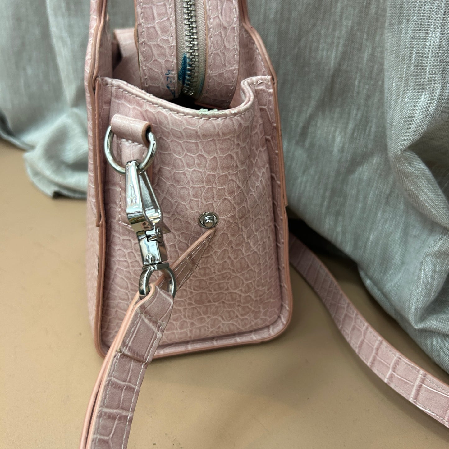 Sans Beast Pink Long Lunch Mini Tote