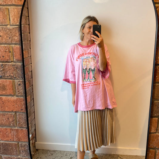 SABBI The Very Oversized Bestie Tee - Size L (12-16)