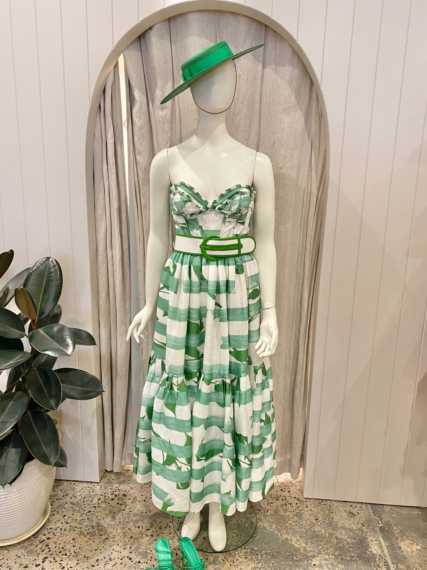 Leo Lin Rose Blanche Busiter Dress - Size 10 (matching hat and heels included)